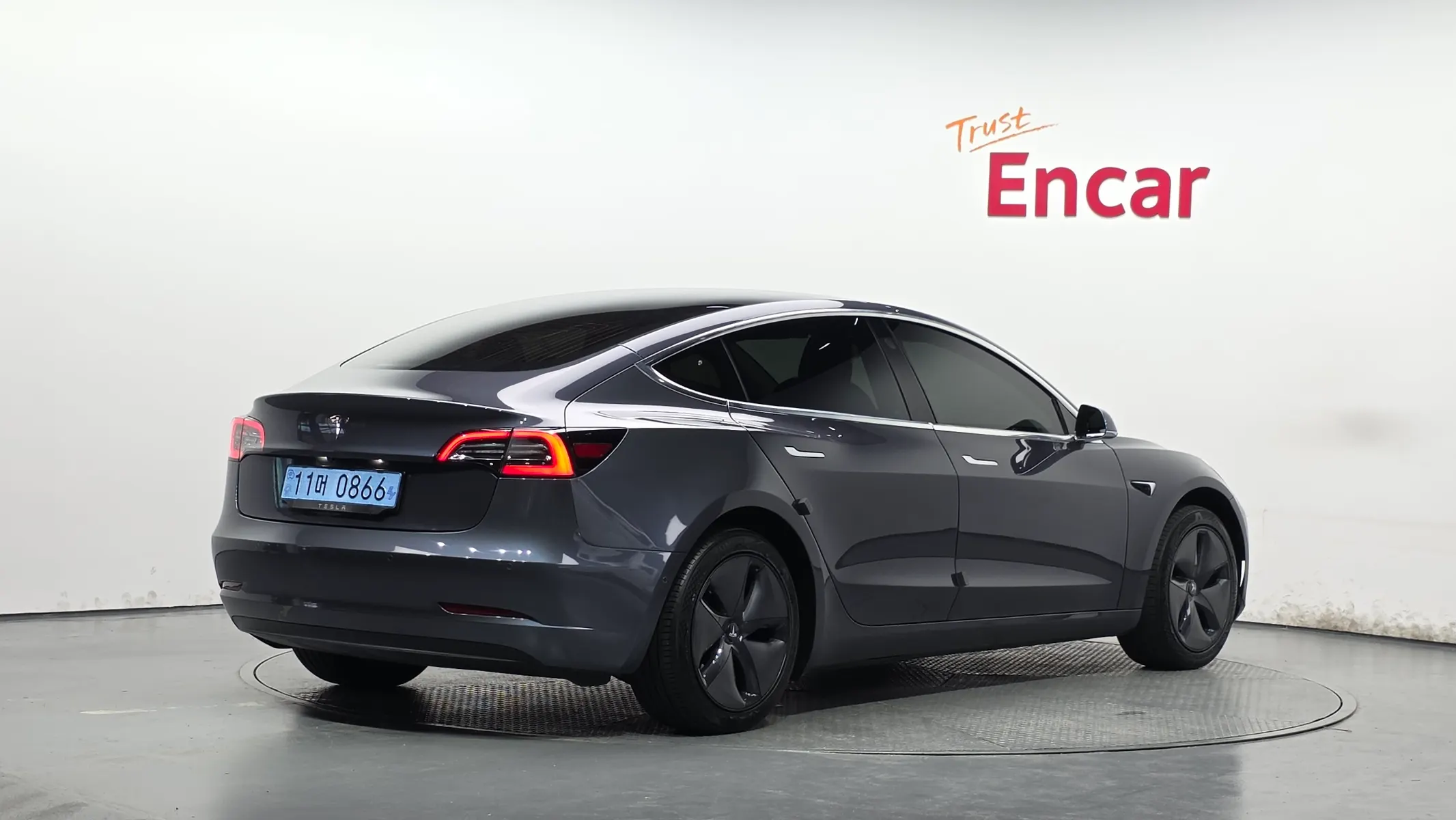 Tesla 3 RWD 2020 2/34