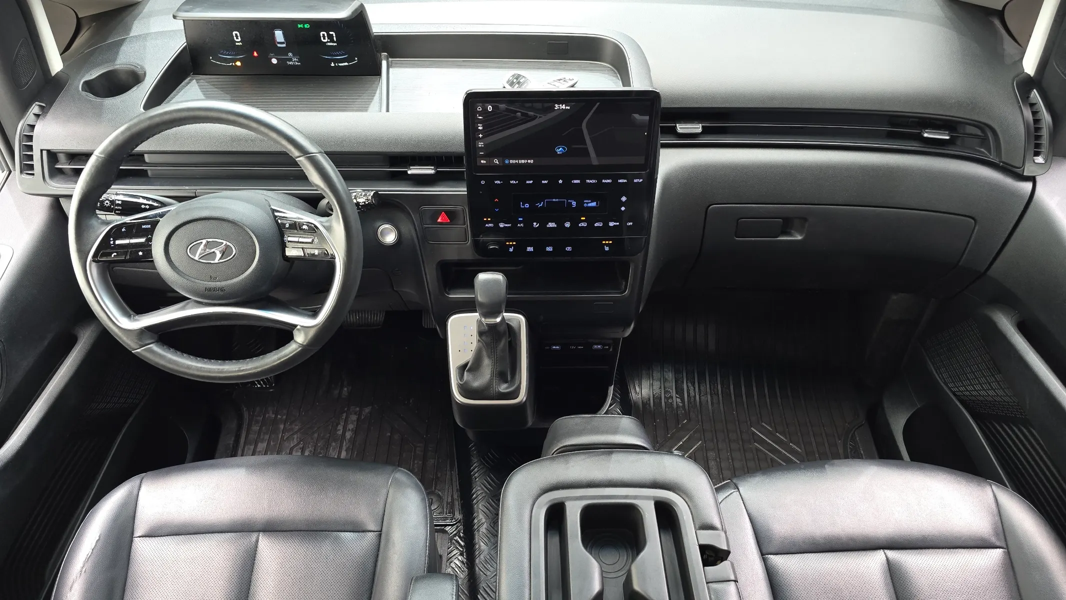 Hyundai Staria 11 2022 4/5