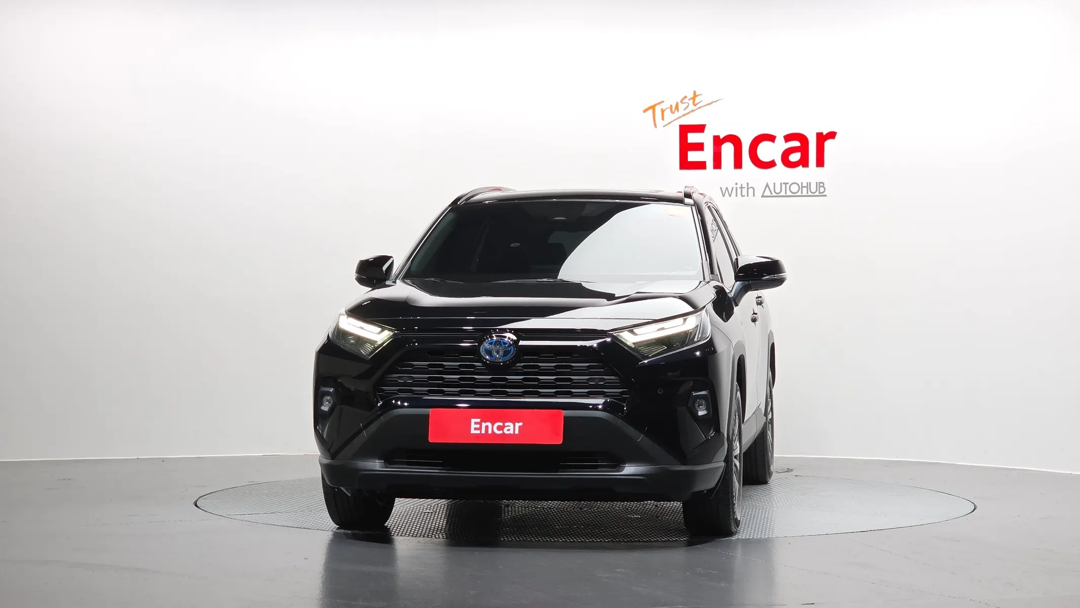 Toyota RAV4 5 2.5 2WD XLE 2023 3/32