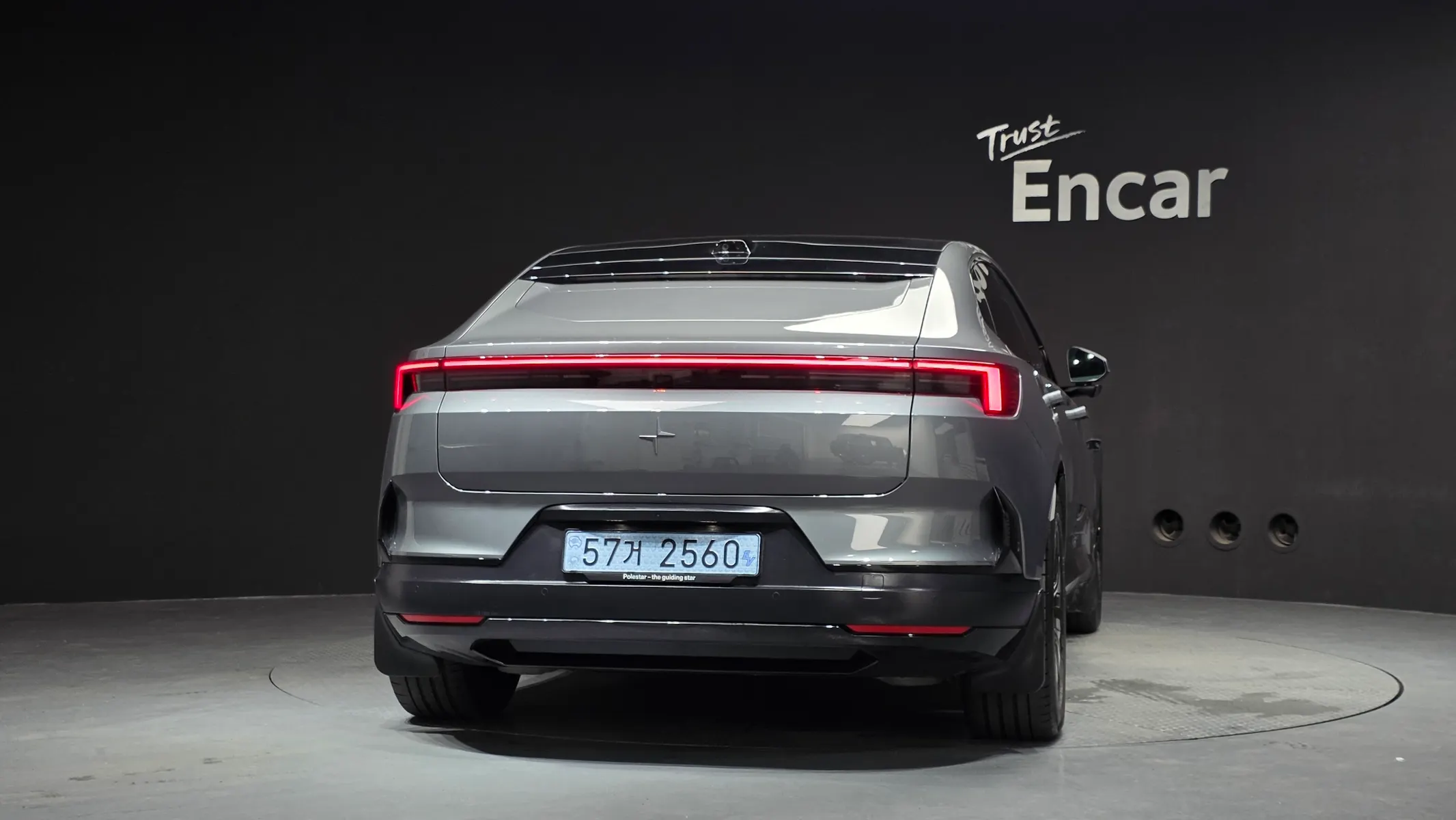 Polestar 4 2025 3/5