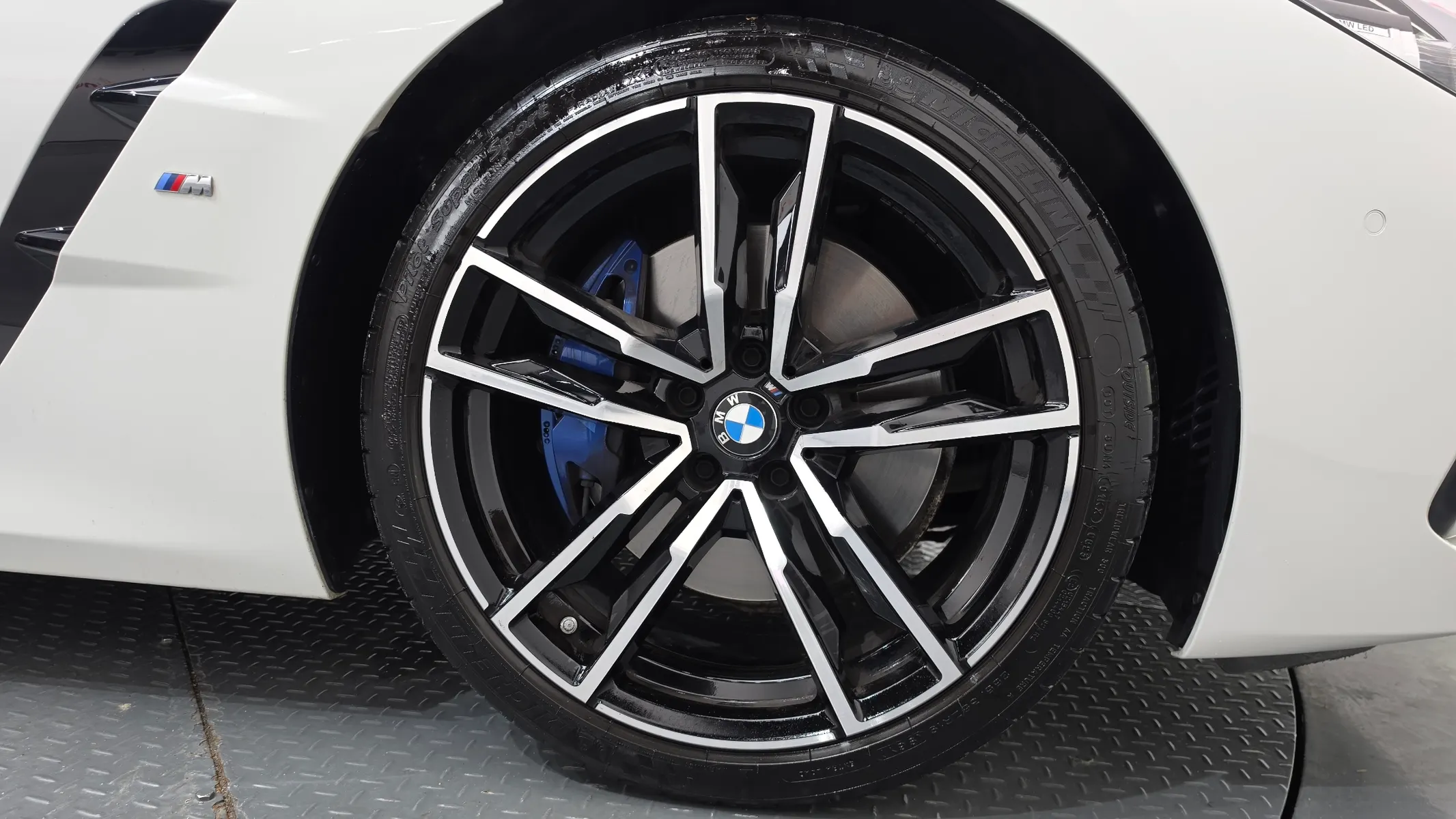 BMW Z4 (G29) sDrive20i M 2023 34/35