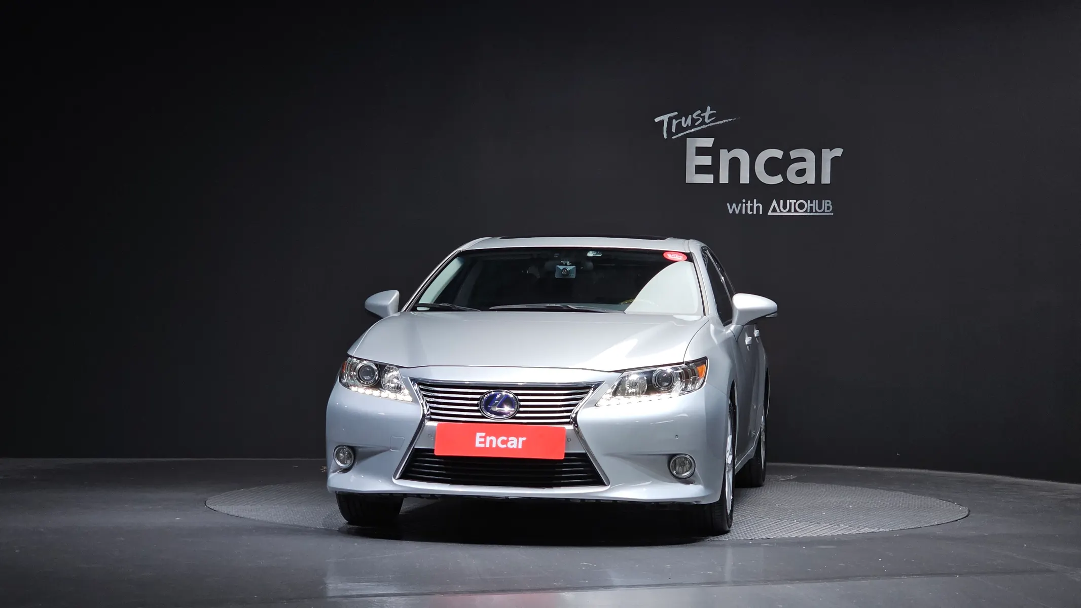 Lexus ES300h 2012 3/33