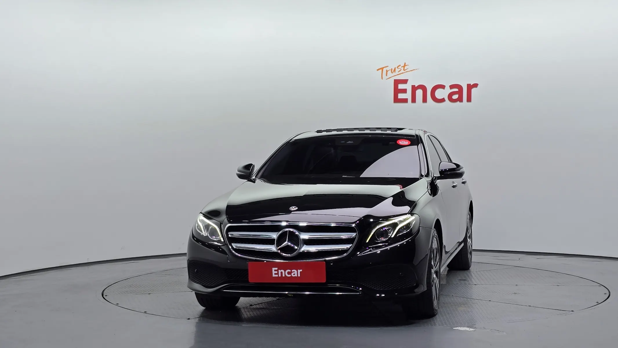 Mercedes-Benz E-Class W213 E220d 2020 3/36