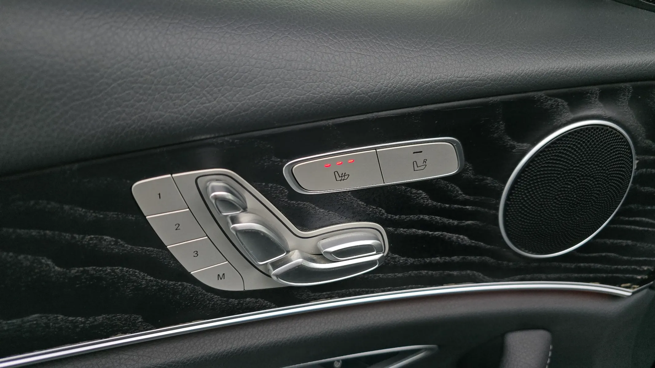 Mercedes-Benz E-Class W213 E220d 2020 35/36