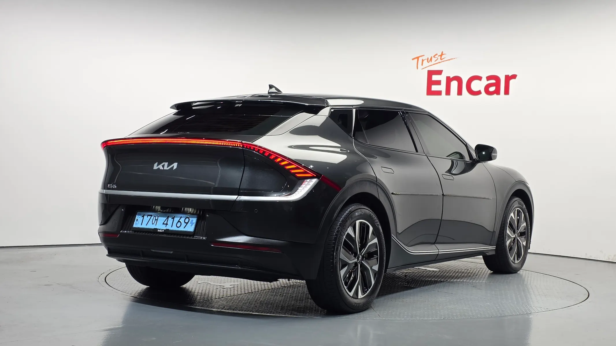 Kia EV6 4WD 2022 2/31