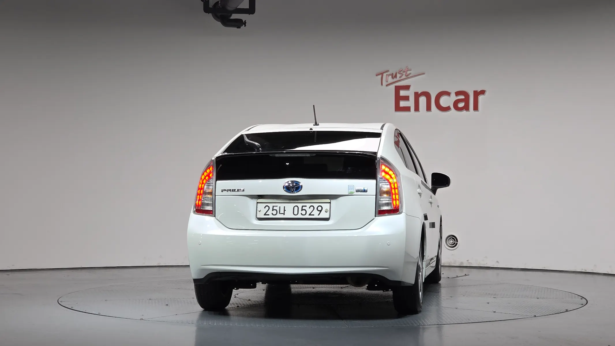 Toyota 프리우스 1.8 E 2015 2/5