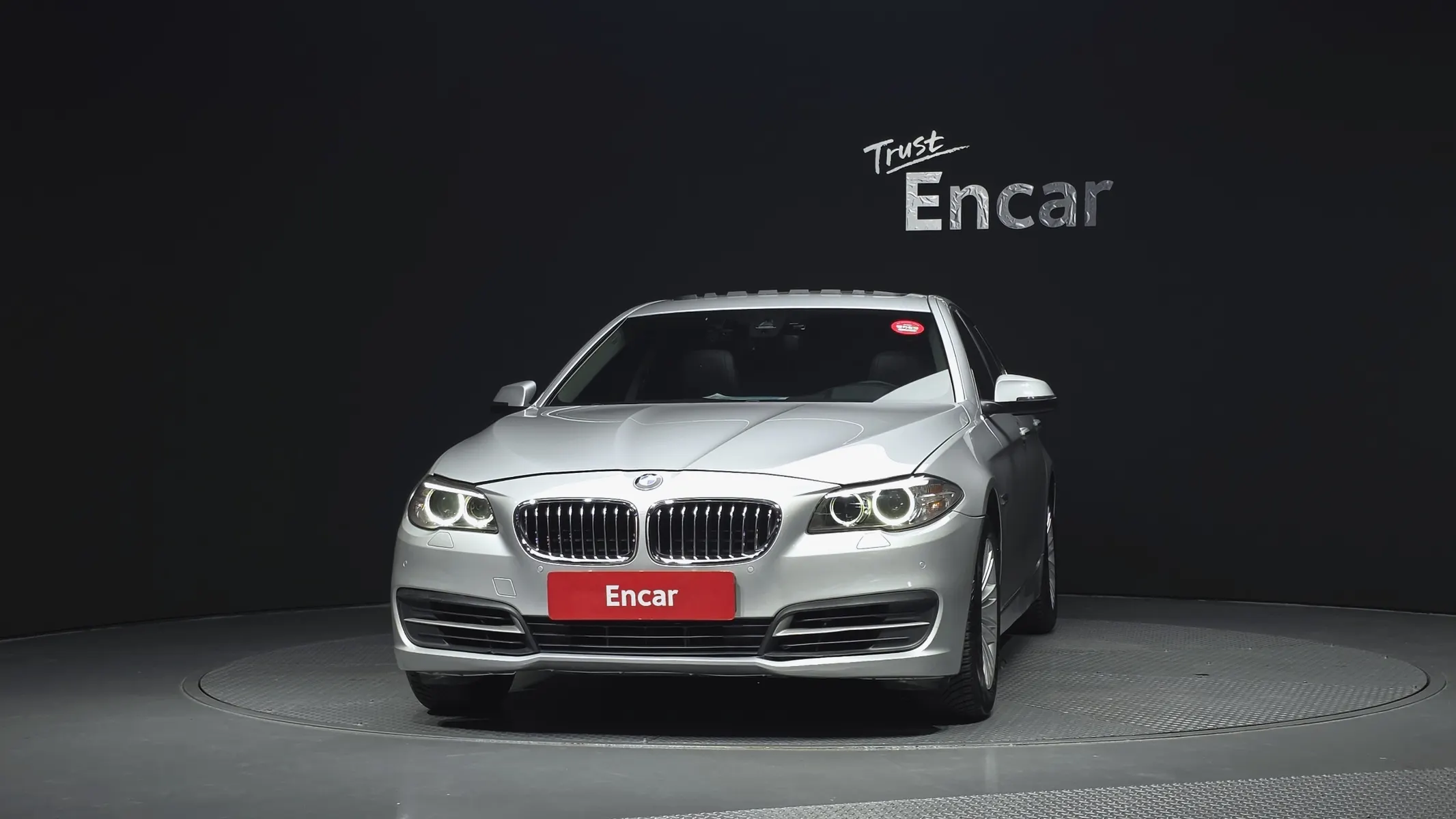 BMW 5 Series (F10) 520d 2015 3/21