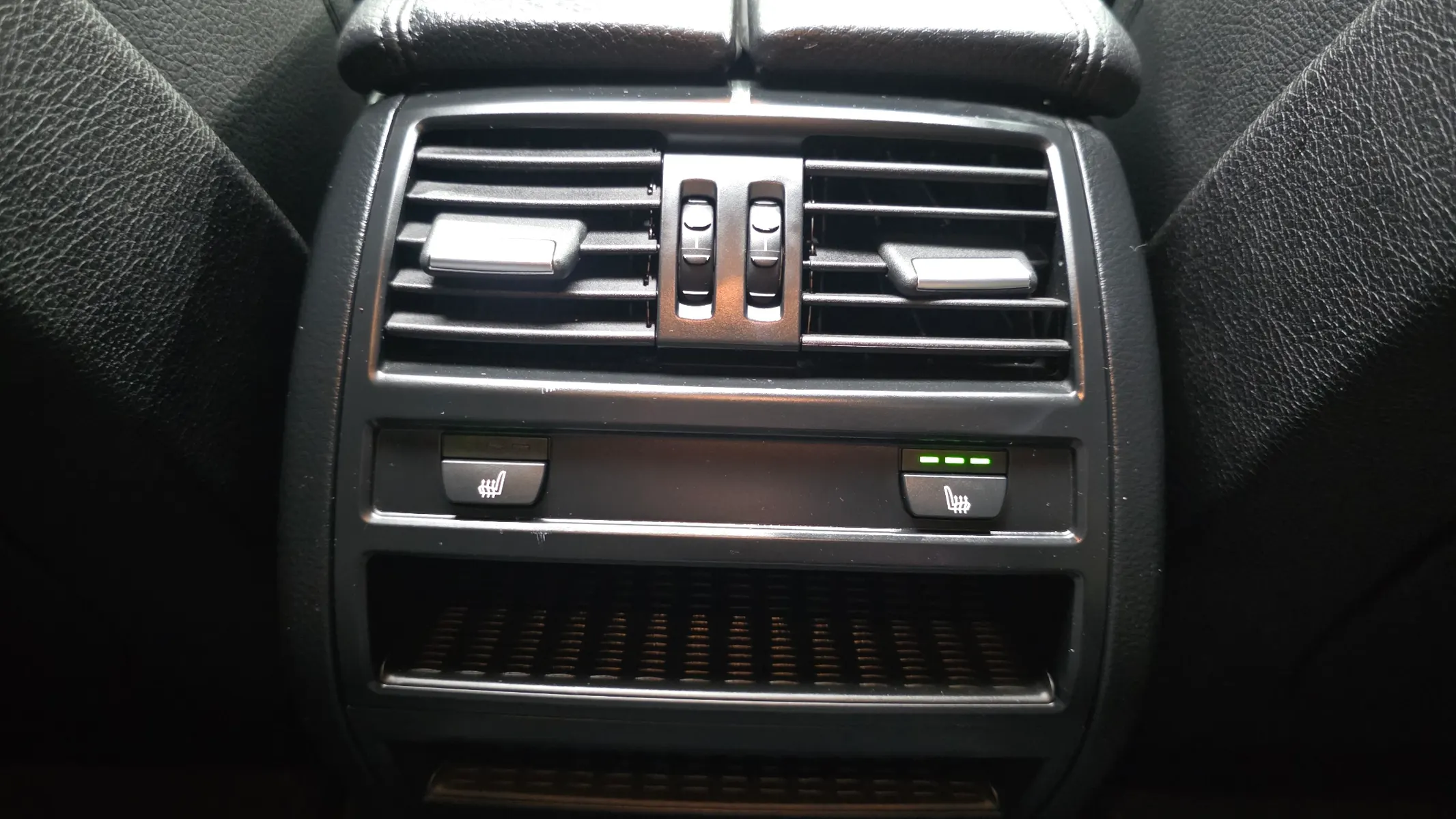 BMW 5 Series (F10) 520d 2015 20/21