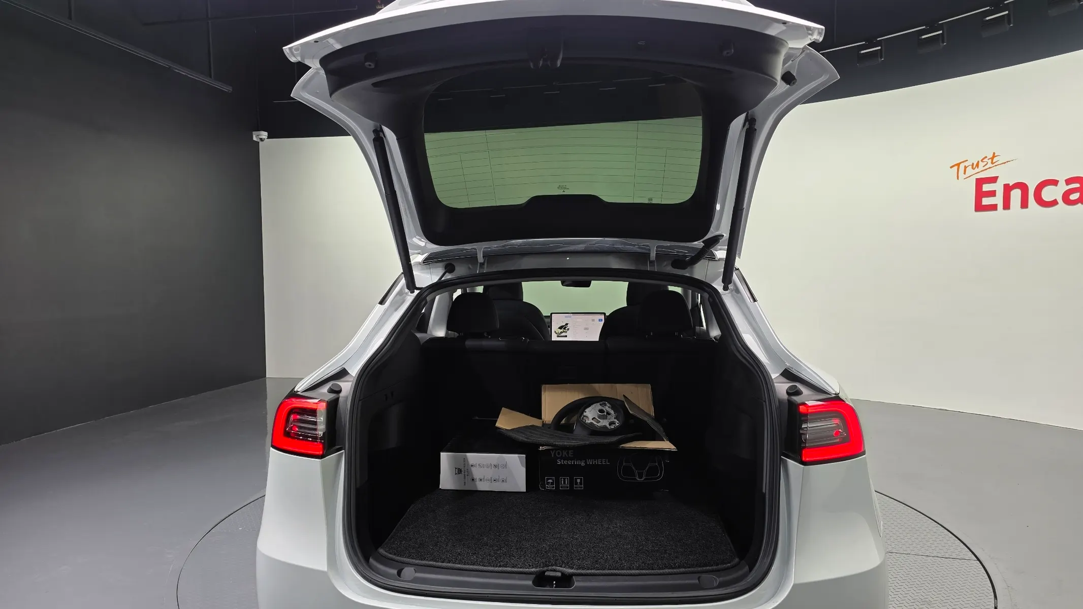 Tesla Y AWD 2021 35/36