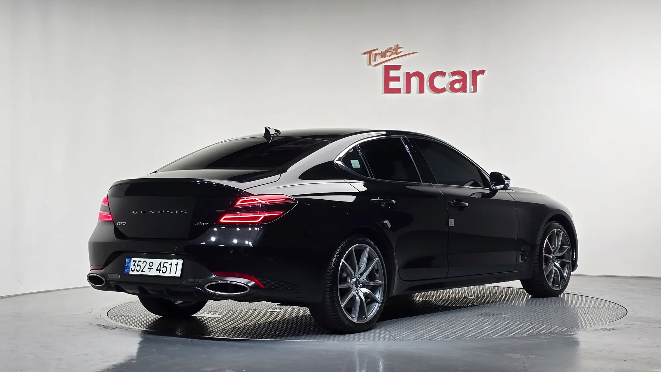 Genesis G70 3.3T 4WD 2022 2/37