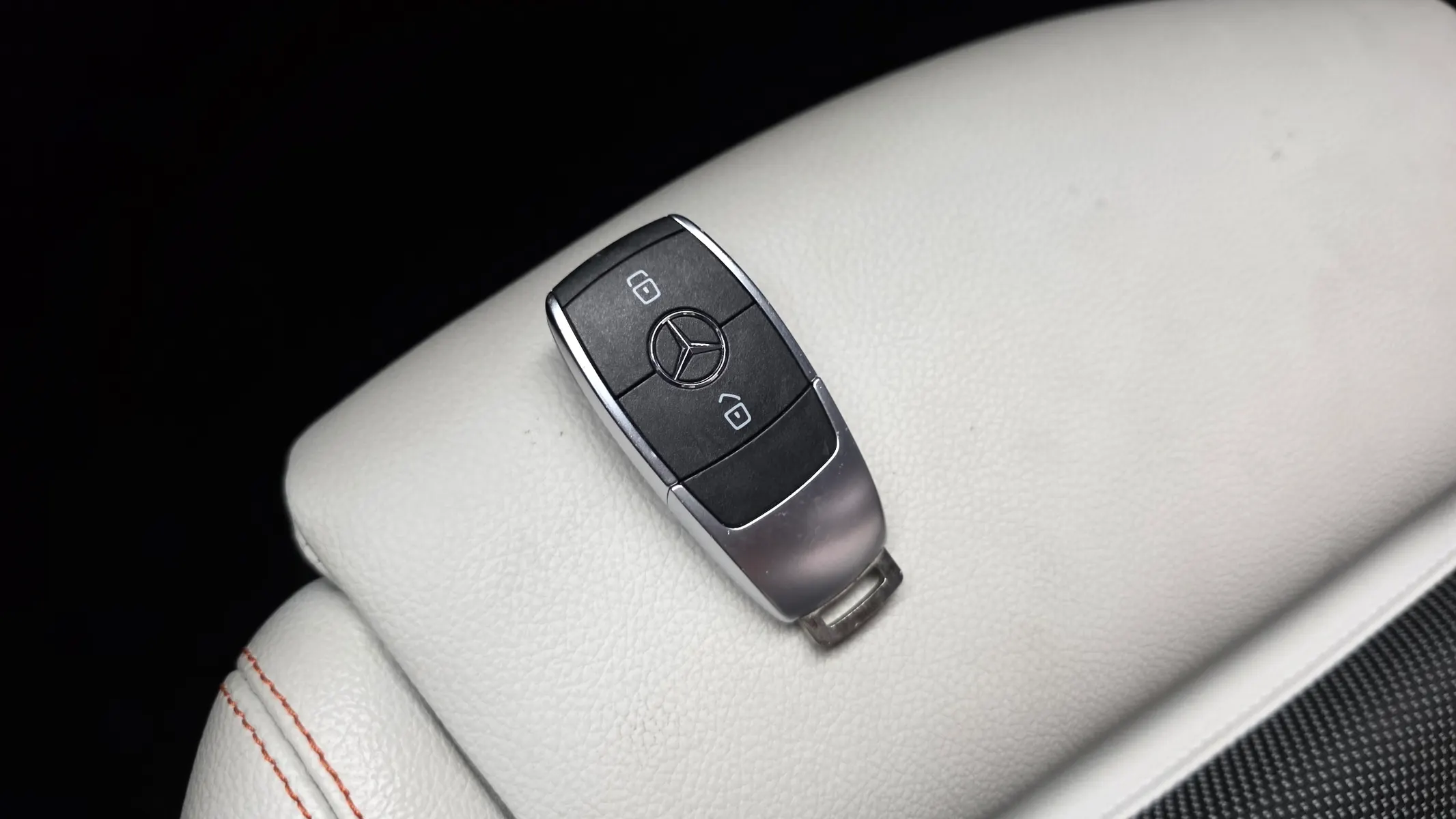 Mercedes-Benz A-Class W177 A220 2019 31/32