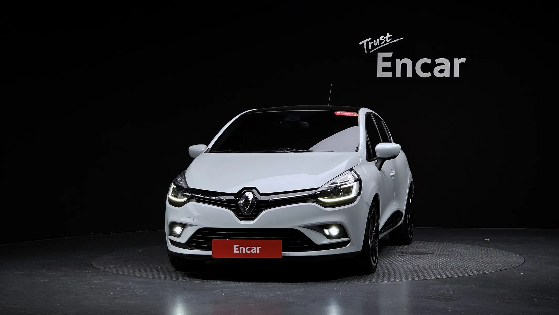 Renault Korea 클리오 2019 2/5