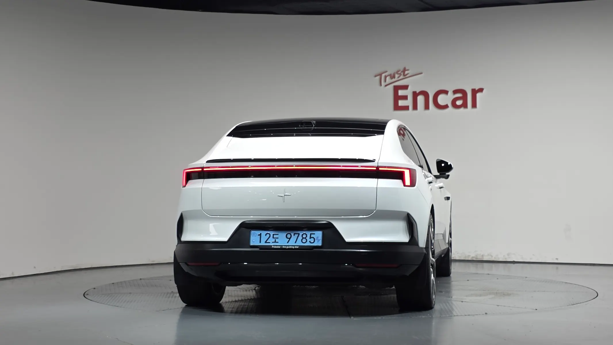 Polestar 4 2025 3/5