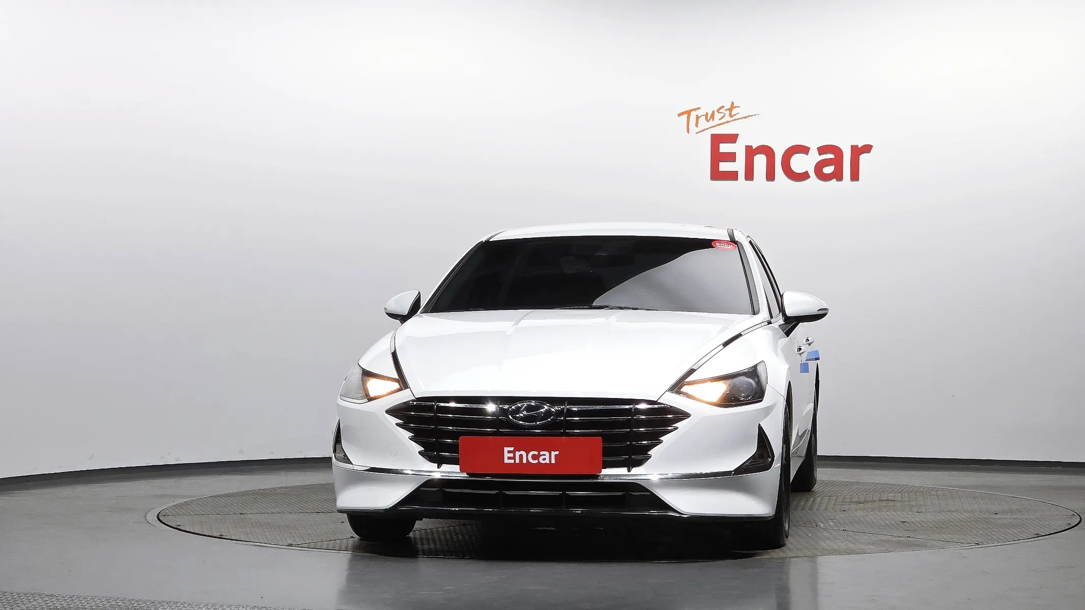 Hyundai (DN8) 2.0 LPG() 2019 2/5