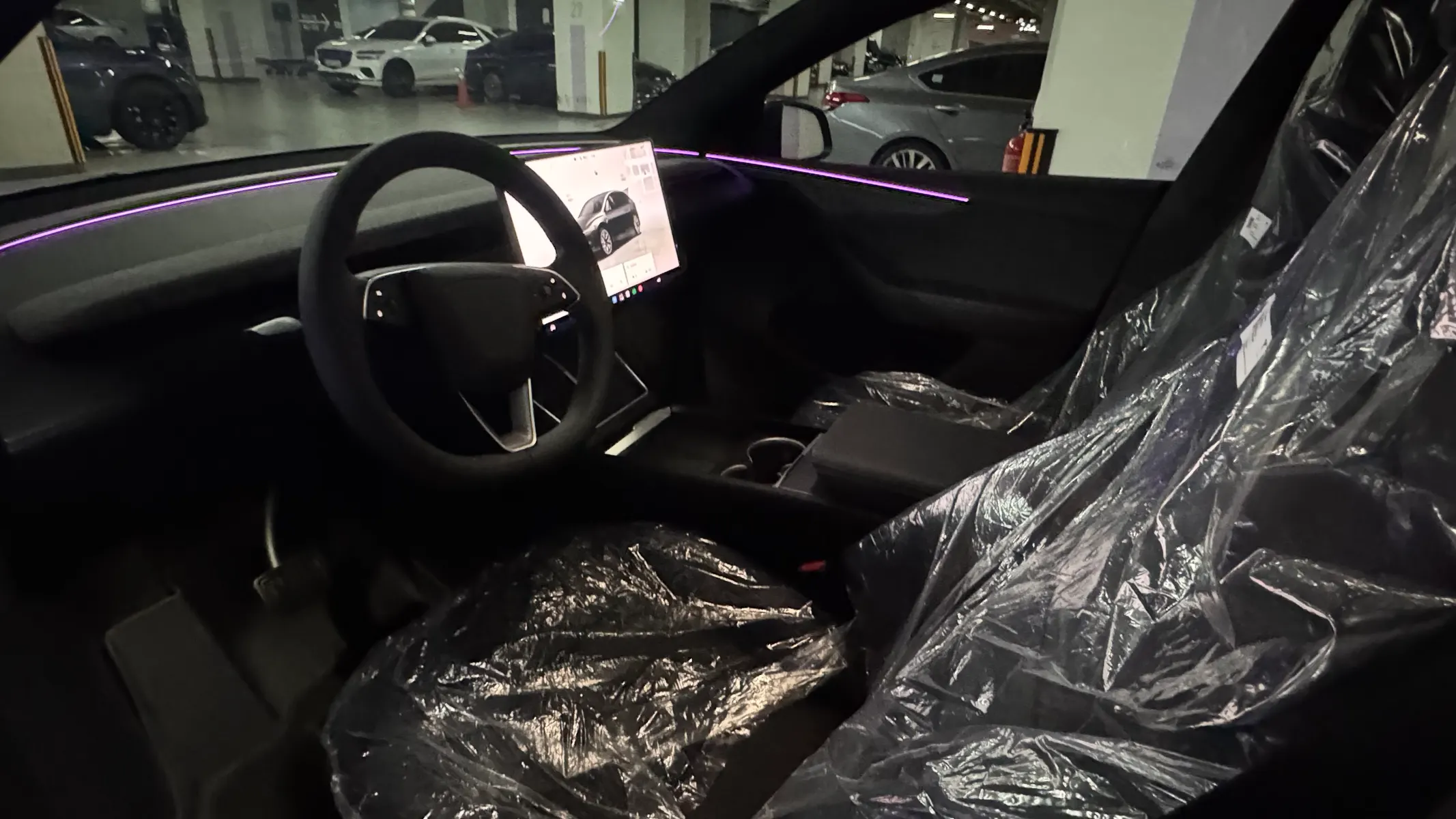 Tesla Y L AWD 2026 3/9