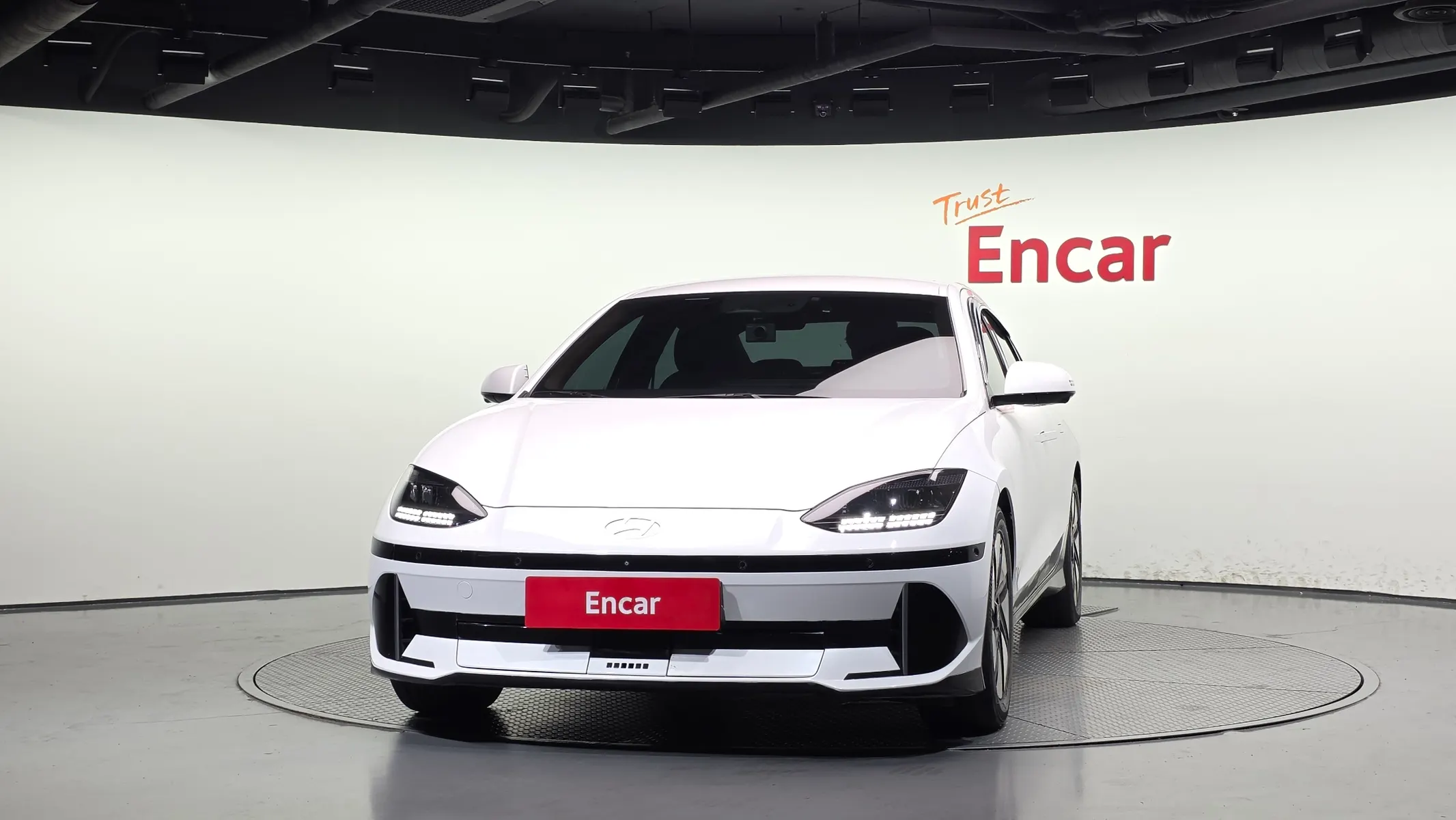 Hyundai Ioniq 6 2022 2/5