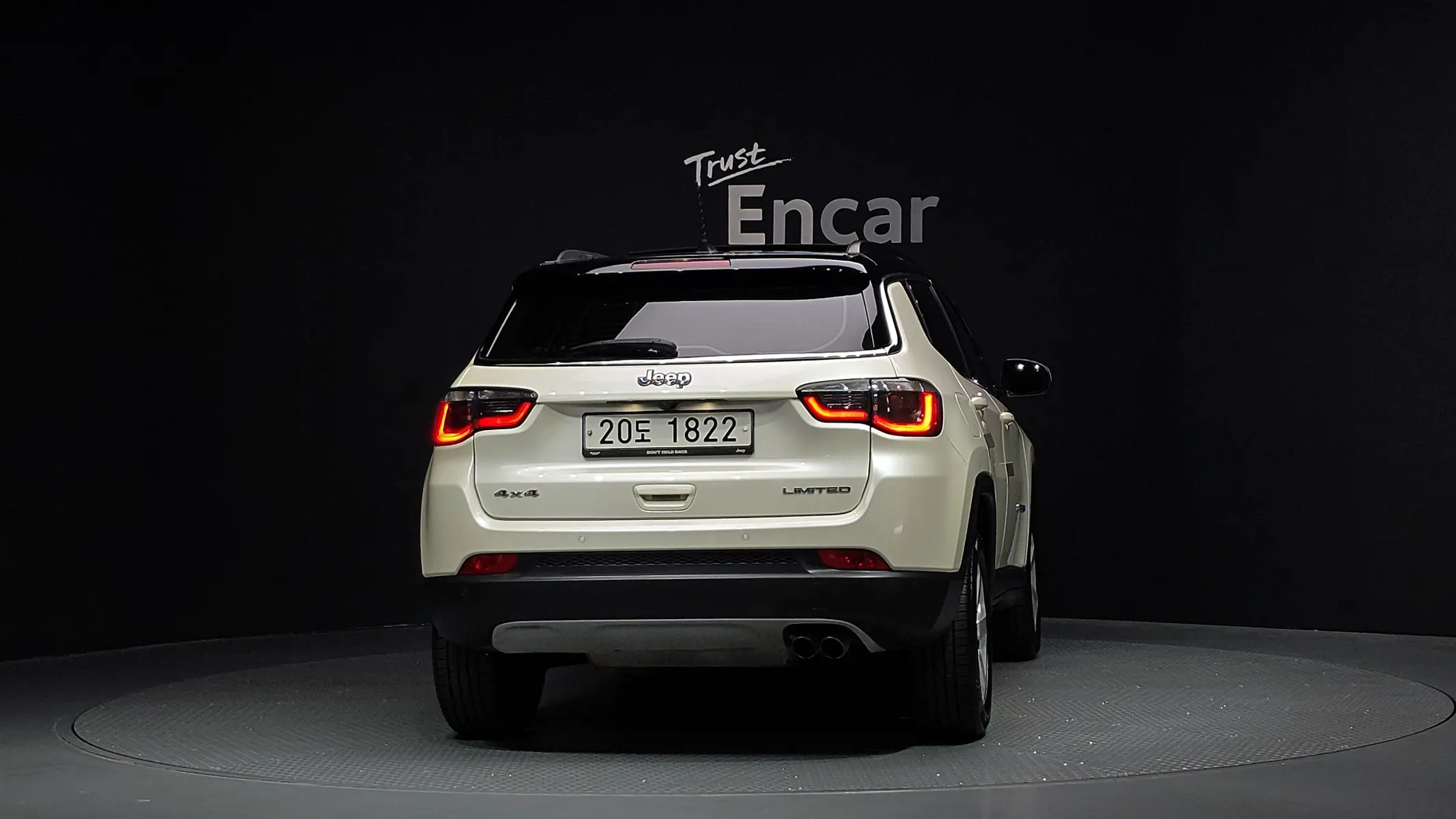 Jeep 2 2.4 AWD 2019 3/5