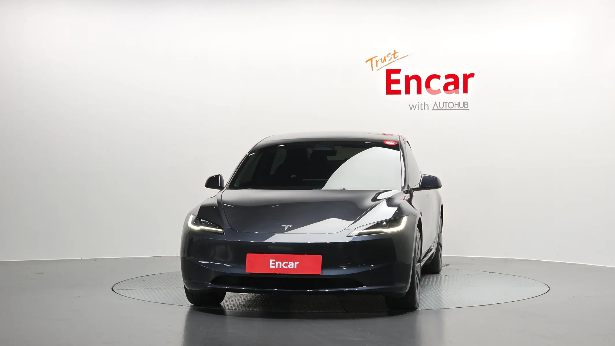 Tesla 3 RWD 2025 2/5