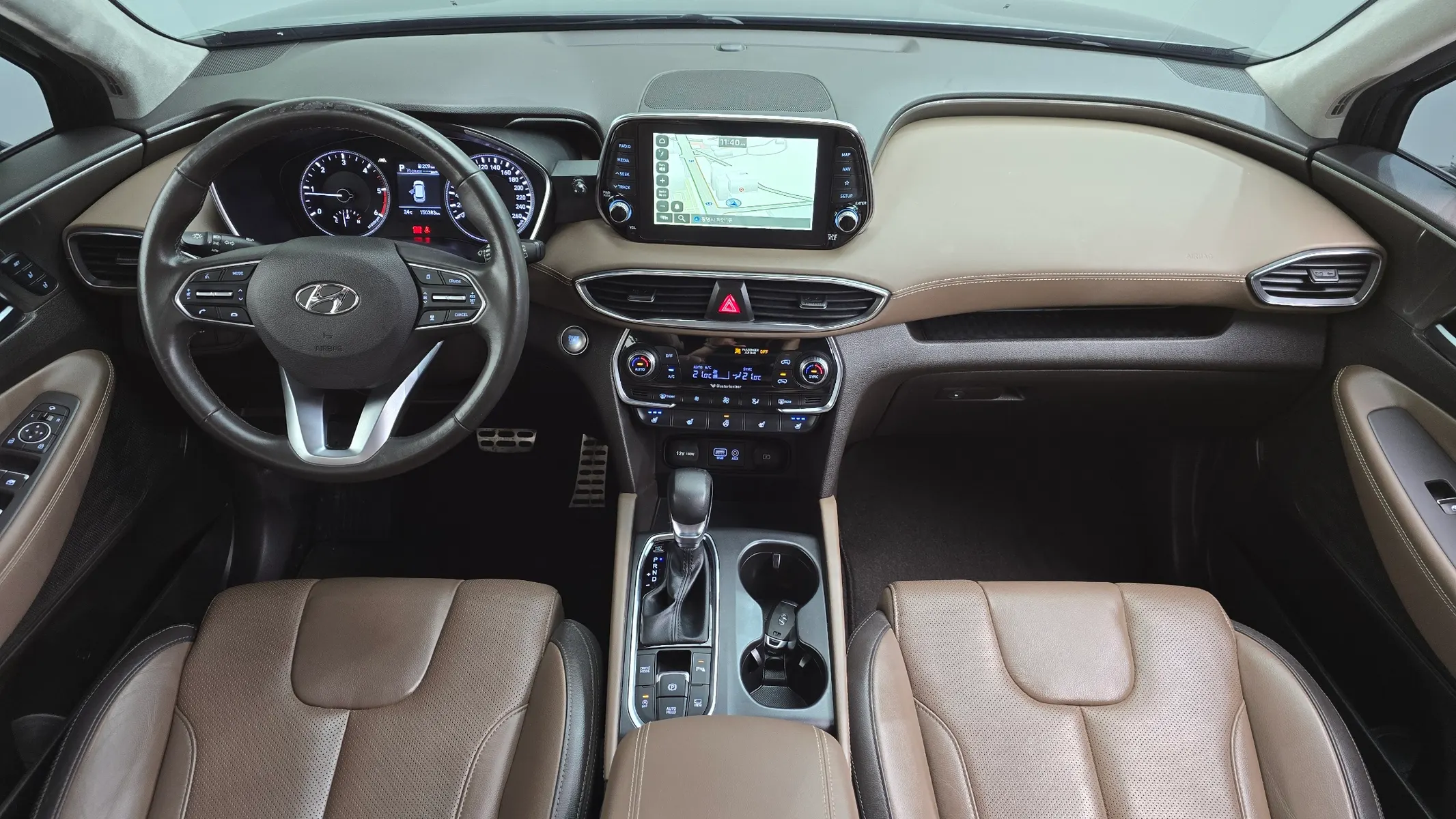 Hyundai TM 2.0 2WD 2018 4/5