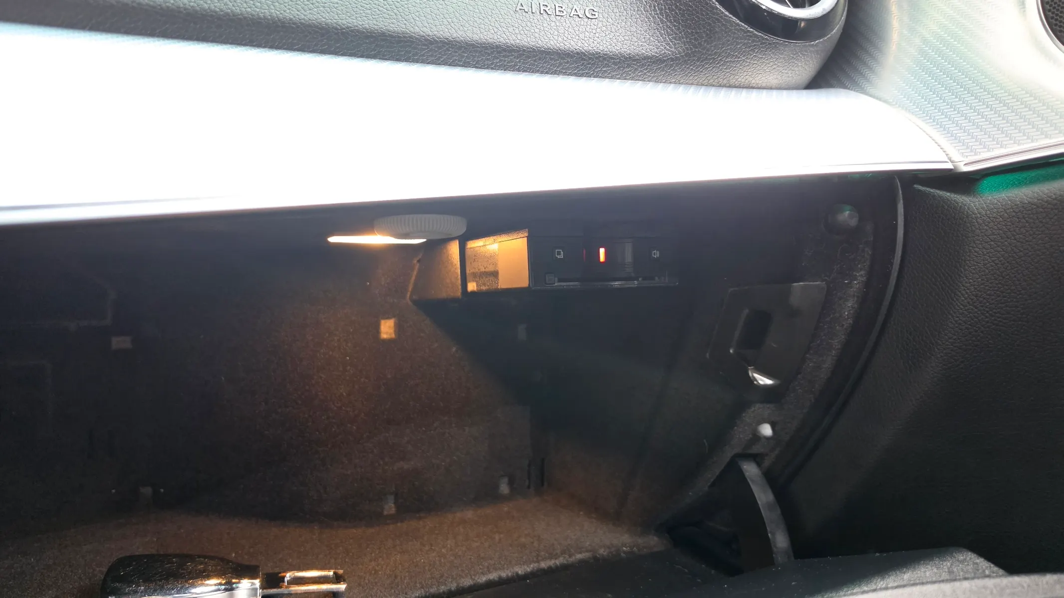 Mercedes-Benz E-Class W213 E250 2019 32/33