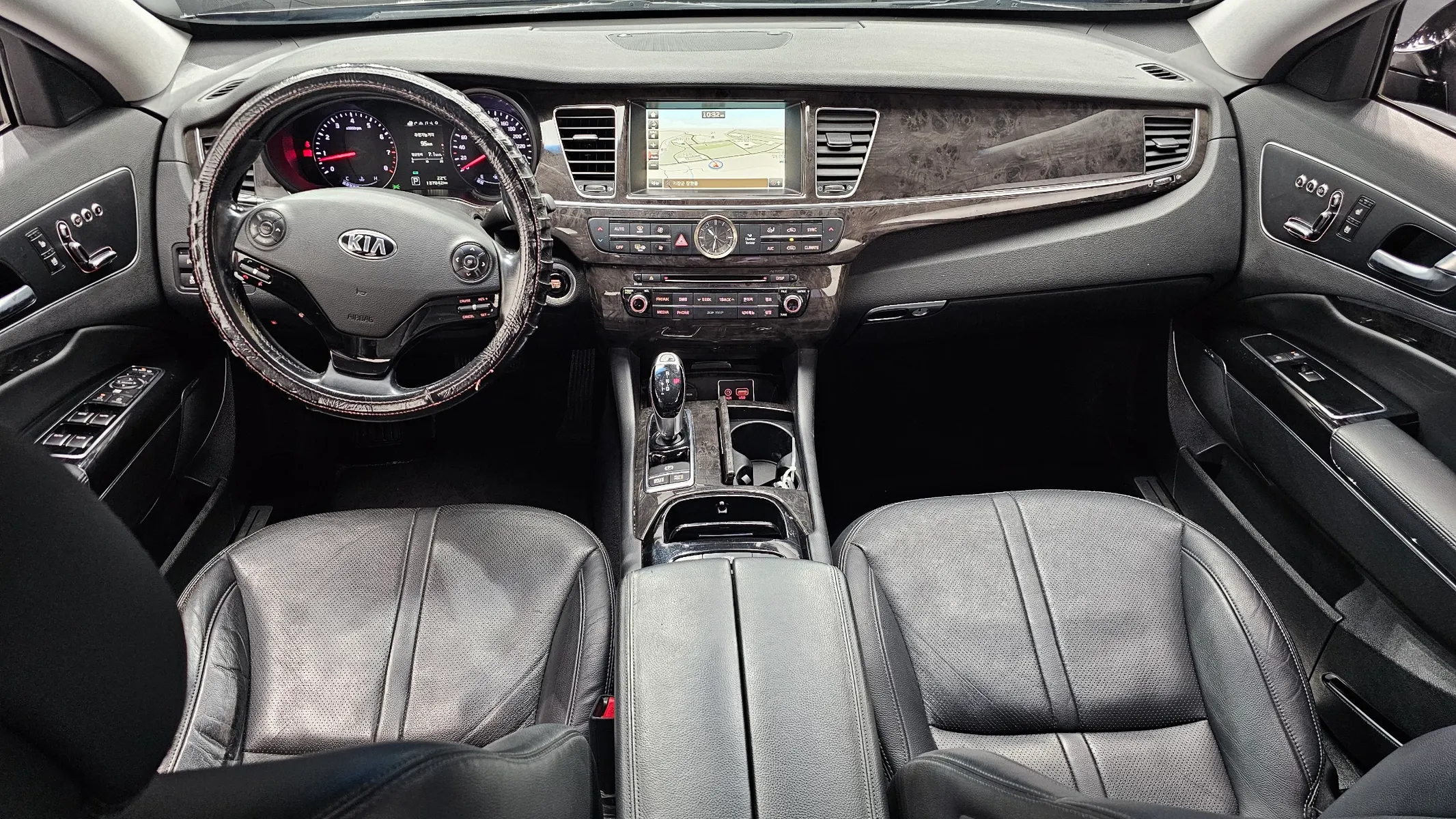 Kia K9 3.3 GDI 2015 4/5