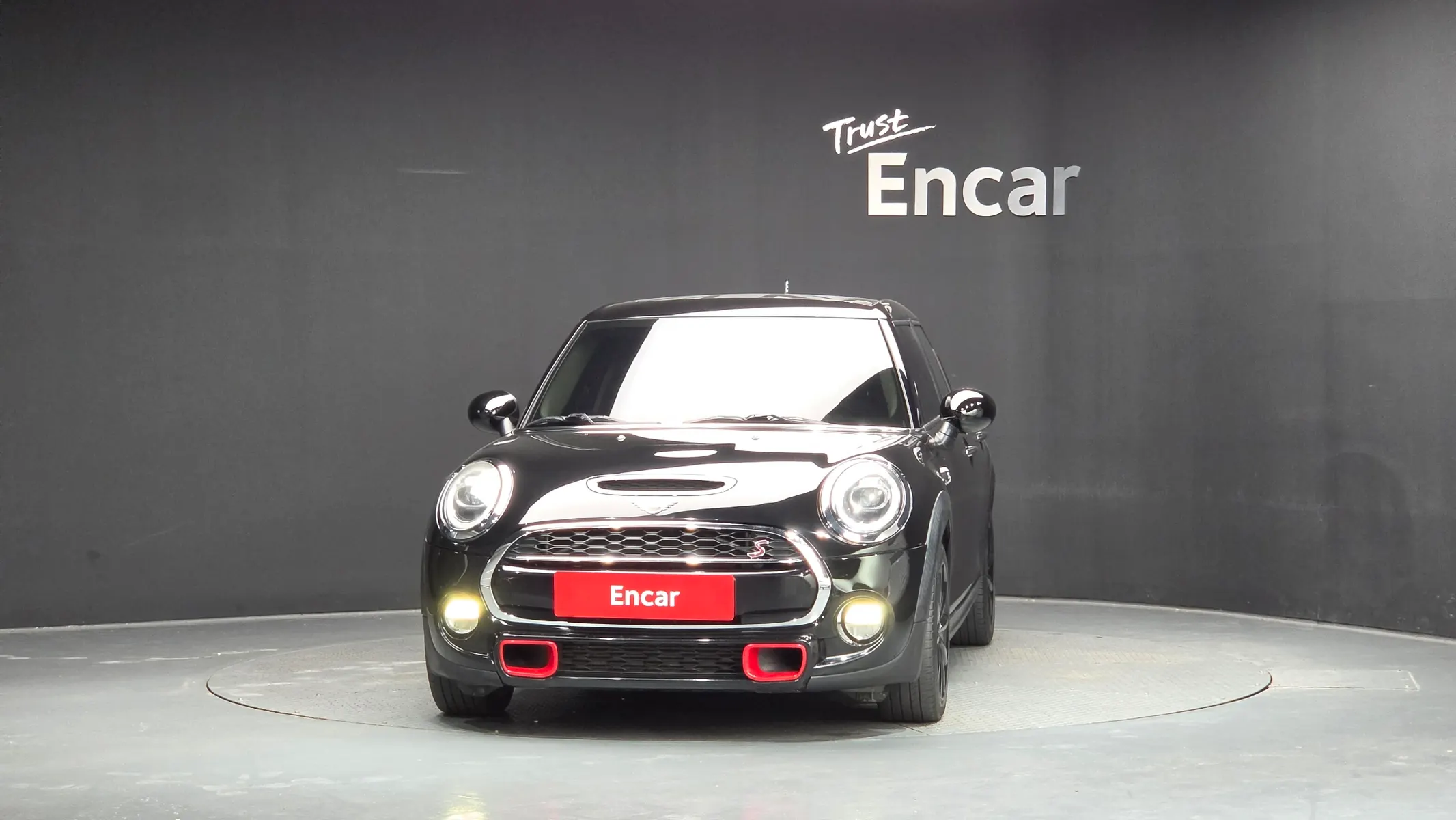 MINI S 5 2018 2/5
