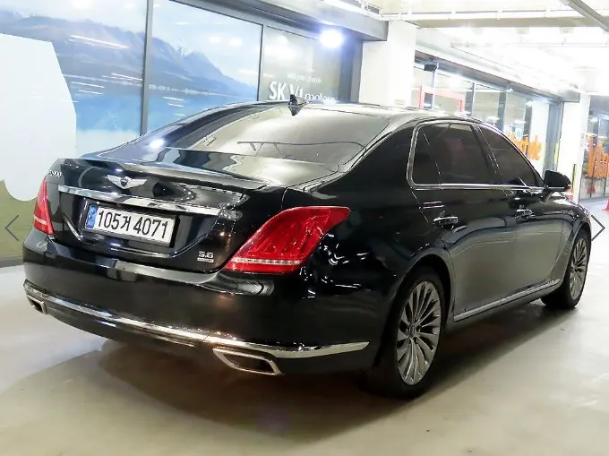 Genesis EQ900 3.8 GDI AWD 2016 3/5