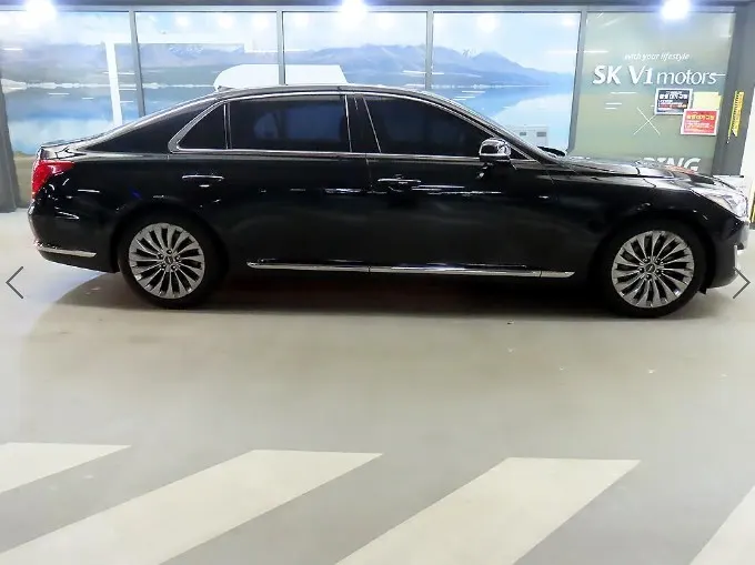 Genesis EQ900 3.8 GDI AWD 2016 2/5