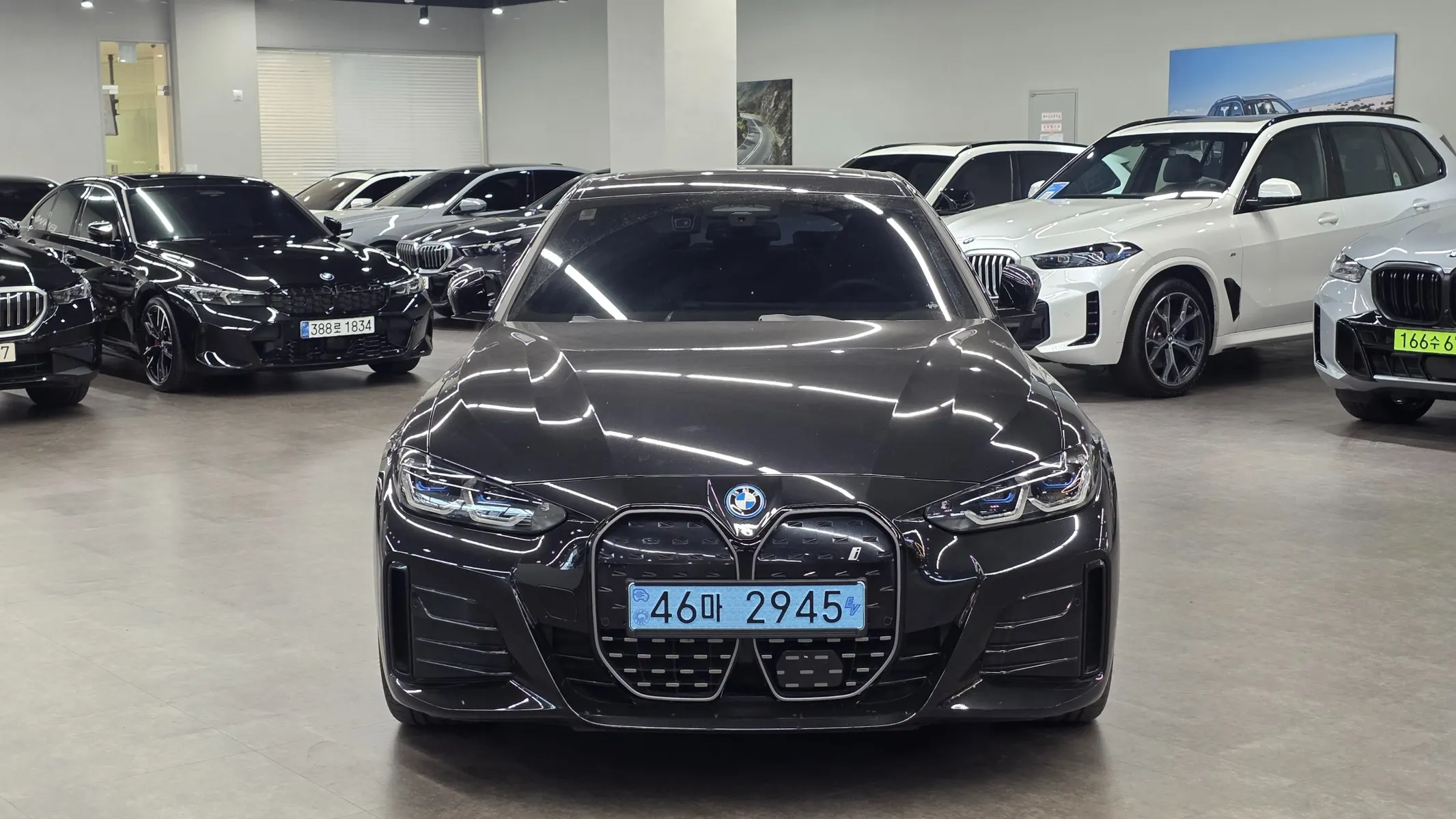 BMW i4 eDrive40 M 2024 2/9