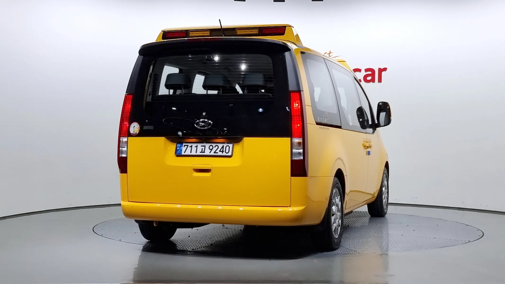 Hyundai Staria L3.5 2023 3/5