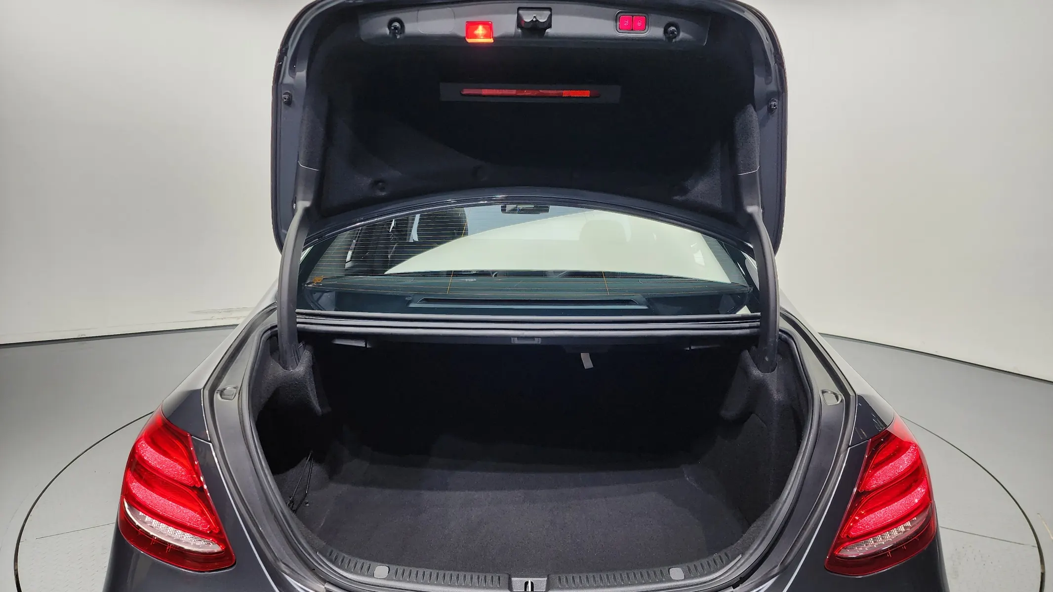 Mercedes-Benz E-Class W213 E300 2017 20/21