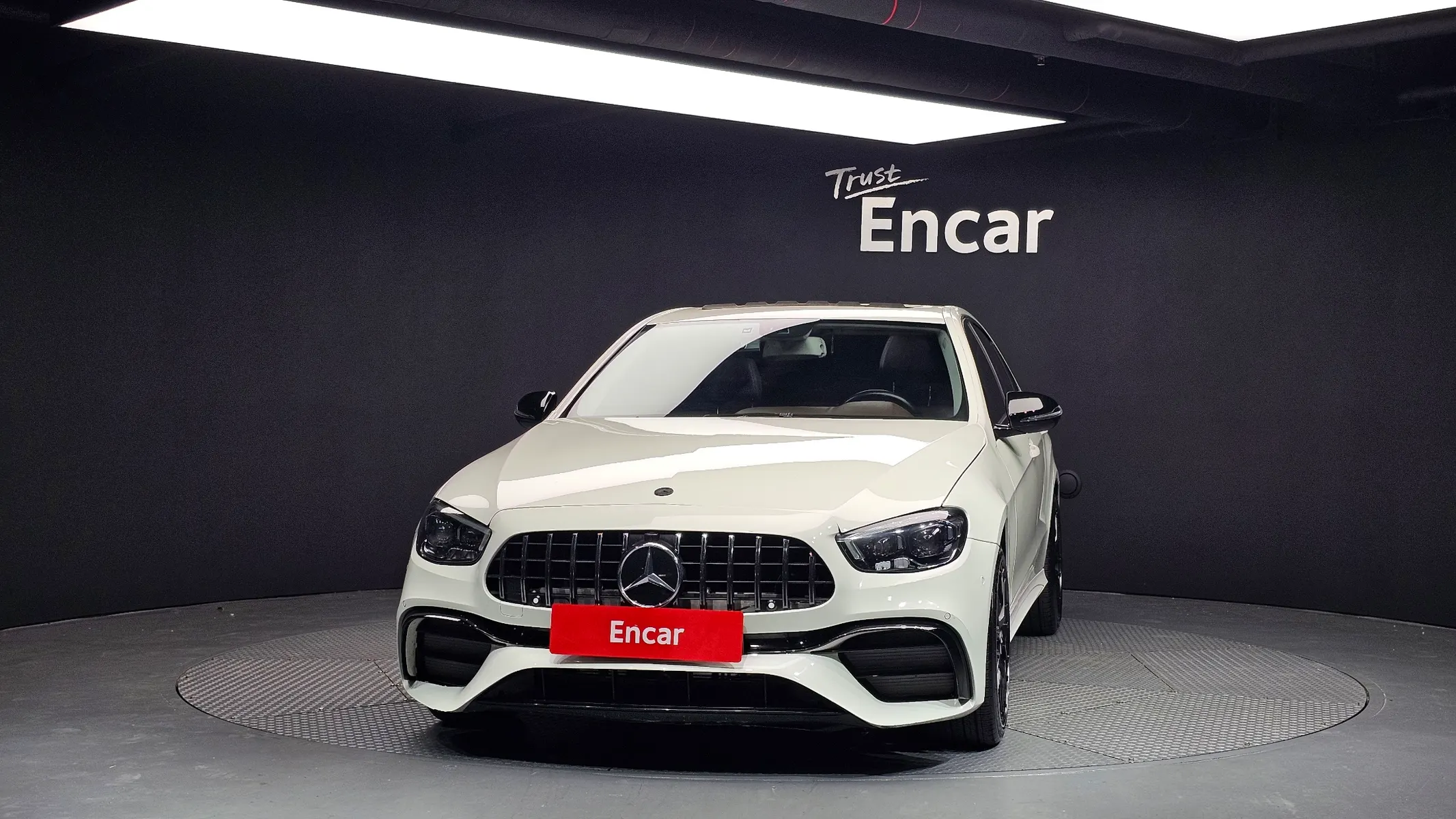 Mercedes-Benz E-Class W212 E200 CGI 2011 3/21
