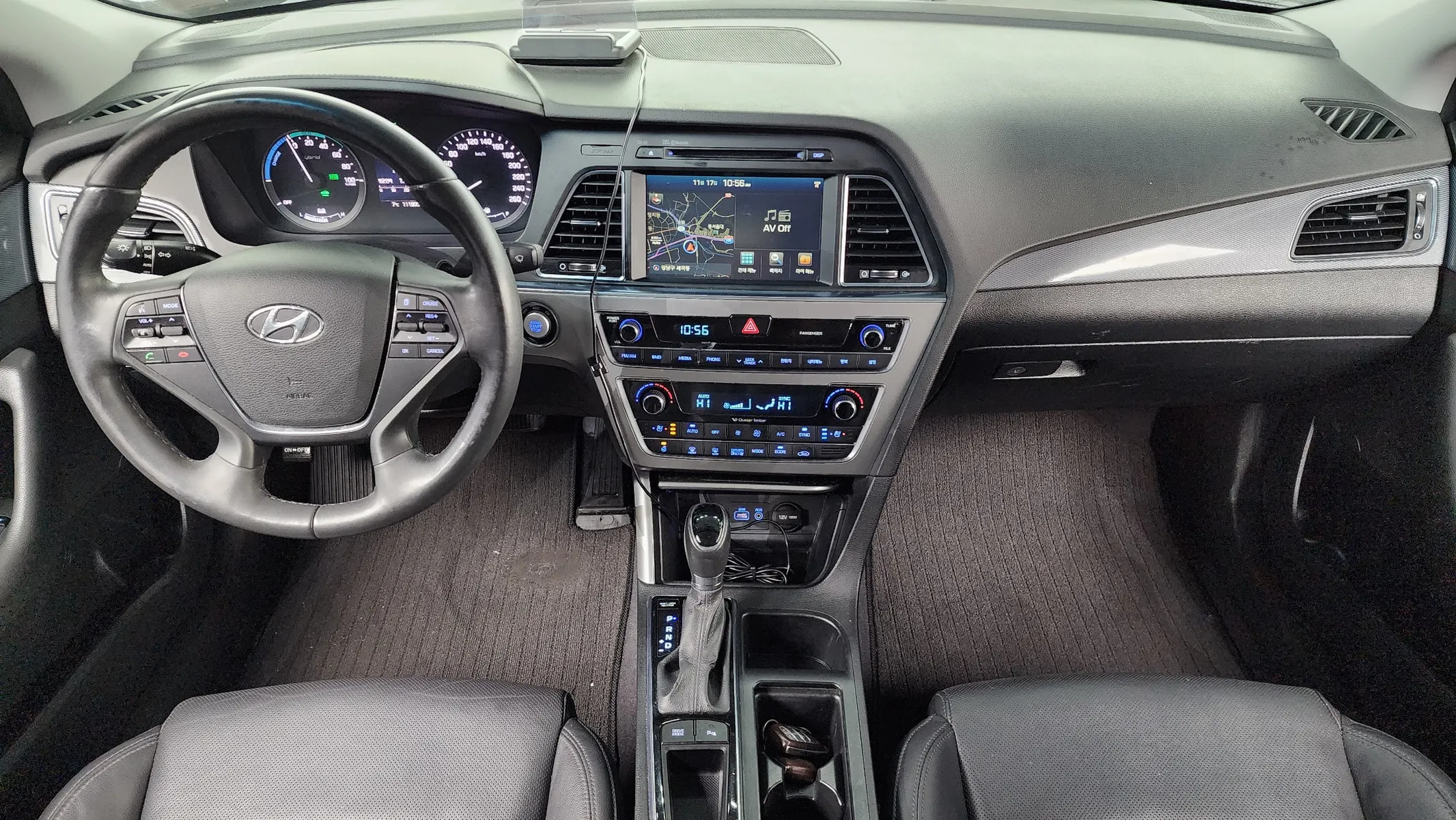Hyundai LF 2.0 HEV 2016 4/5