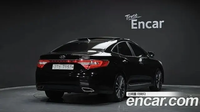 Hyundai Grandeur HG HG330 2014 2/27