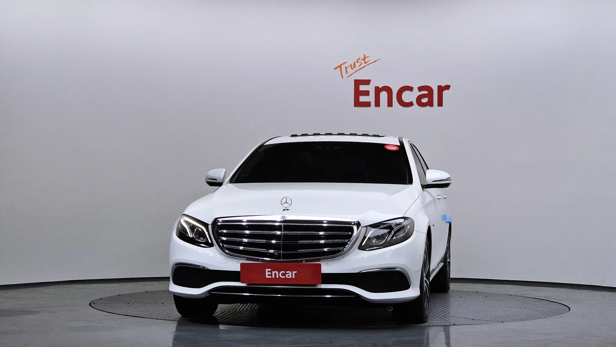 Mercedes-Benz E-Class W213 E300e 4MATIC 2020 3/21