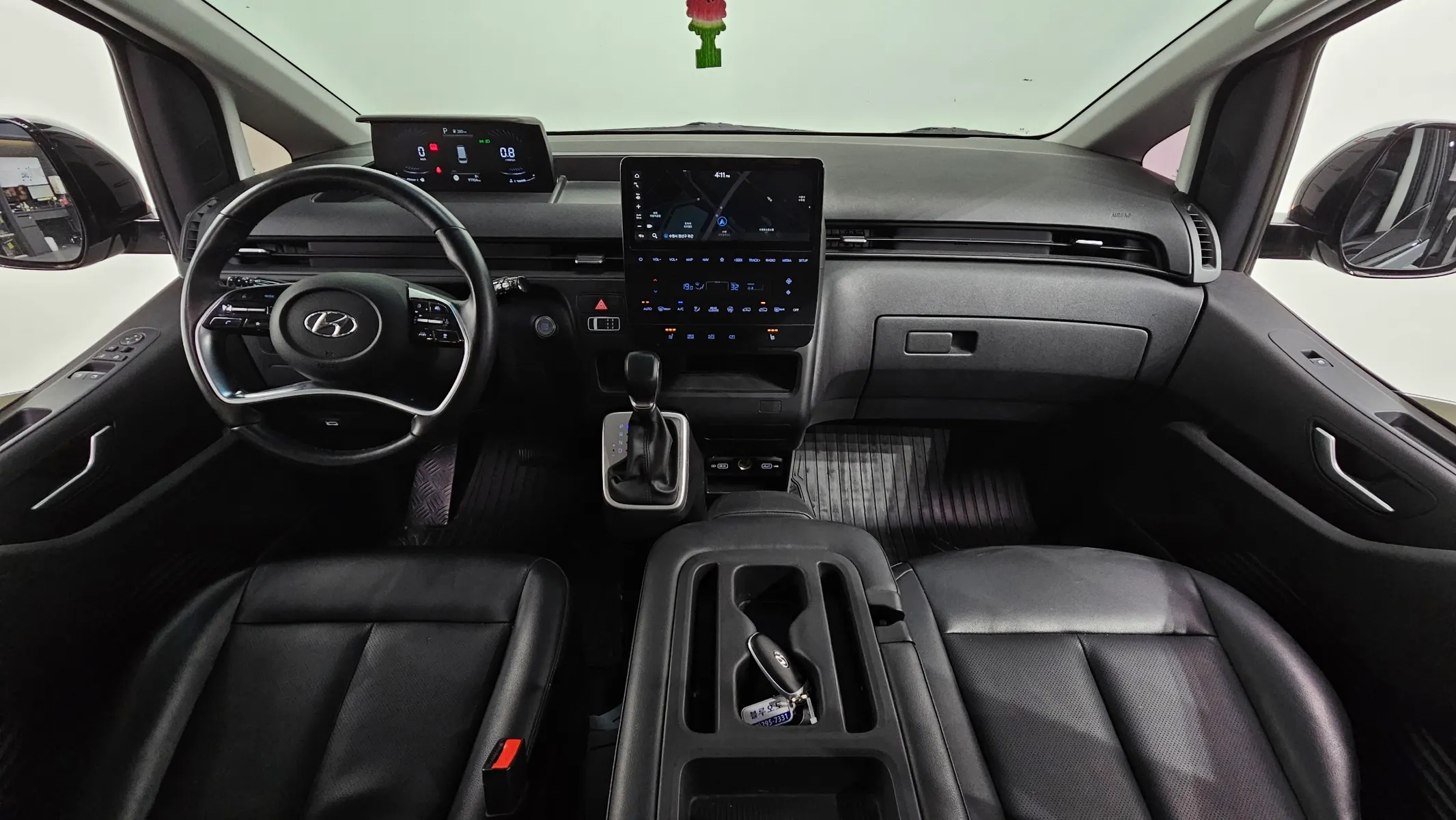 Hyundai Staria 9 2021 4/5