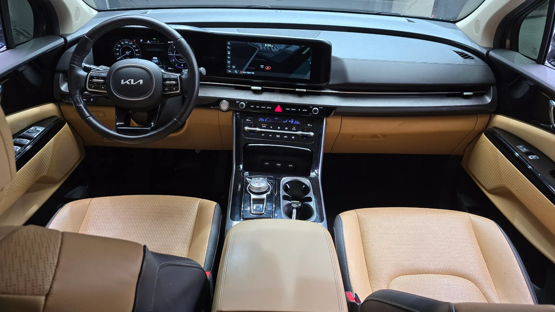 Kia Carnival 9 2022 4/5