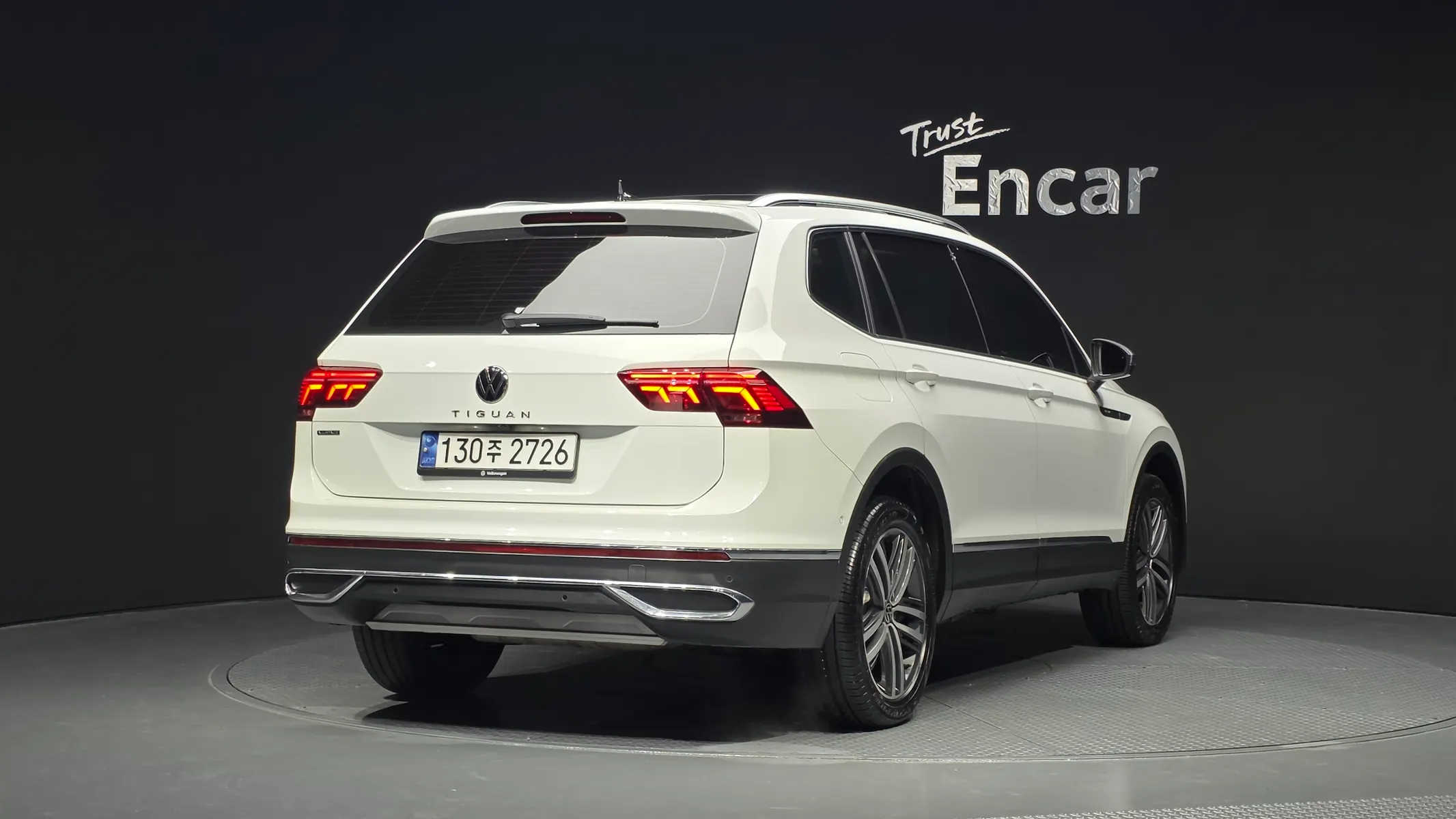 Volkswagen 티구안 올스페이스 2.0 TSI 2023 2/21