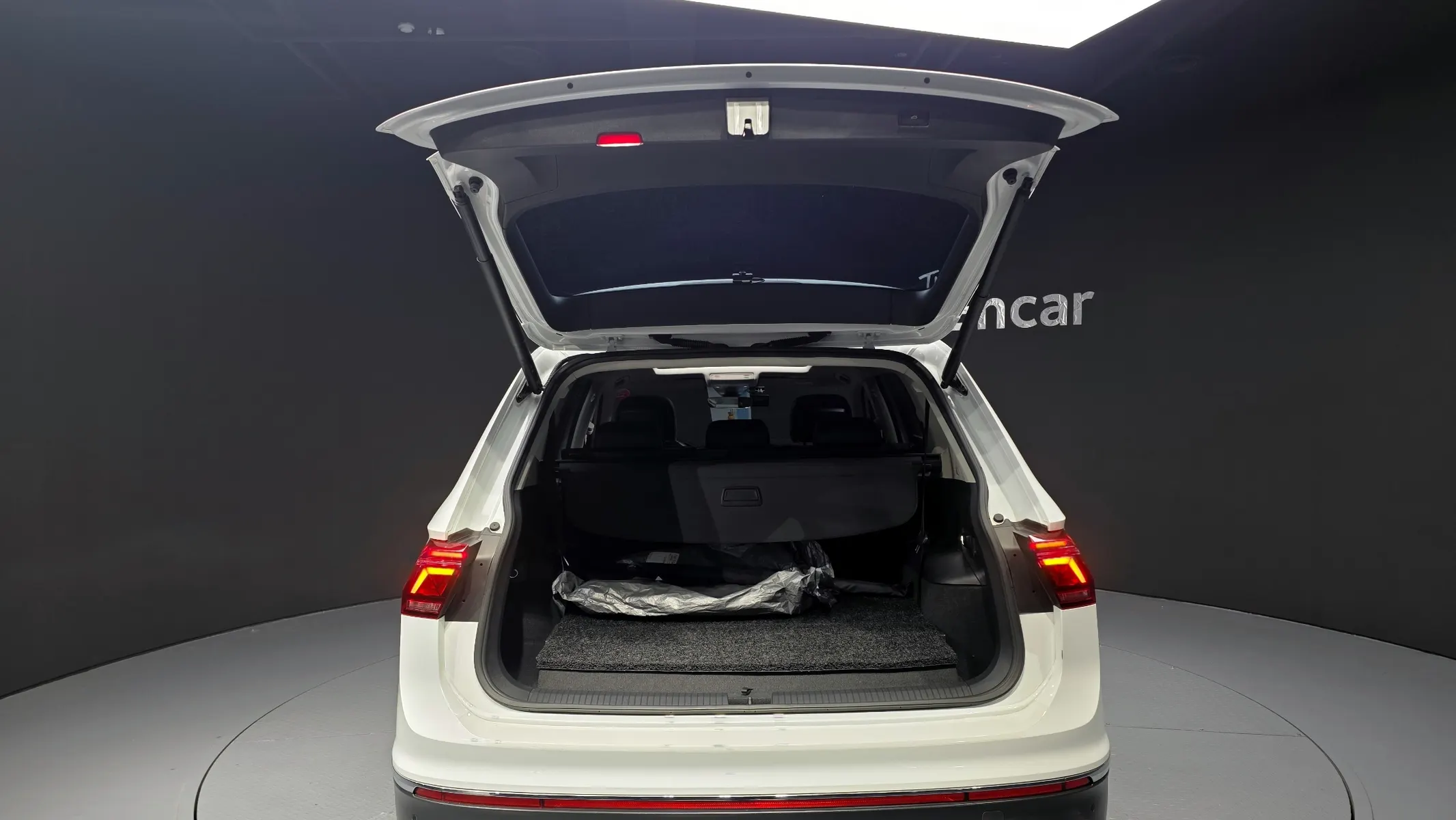 Volkswagen 티구안 올스페이스 2.0 TSI 2023 20/21