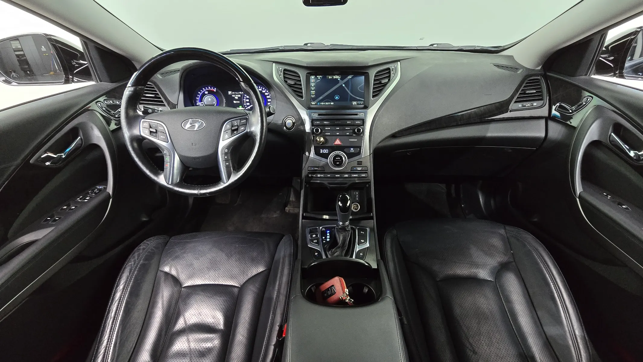 Hyundai HG 2015 4/5