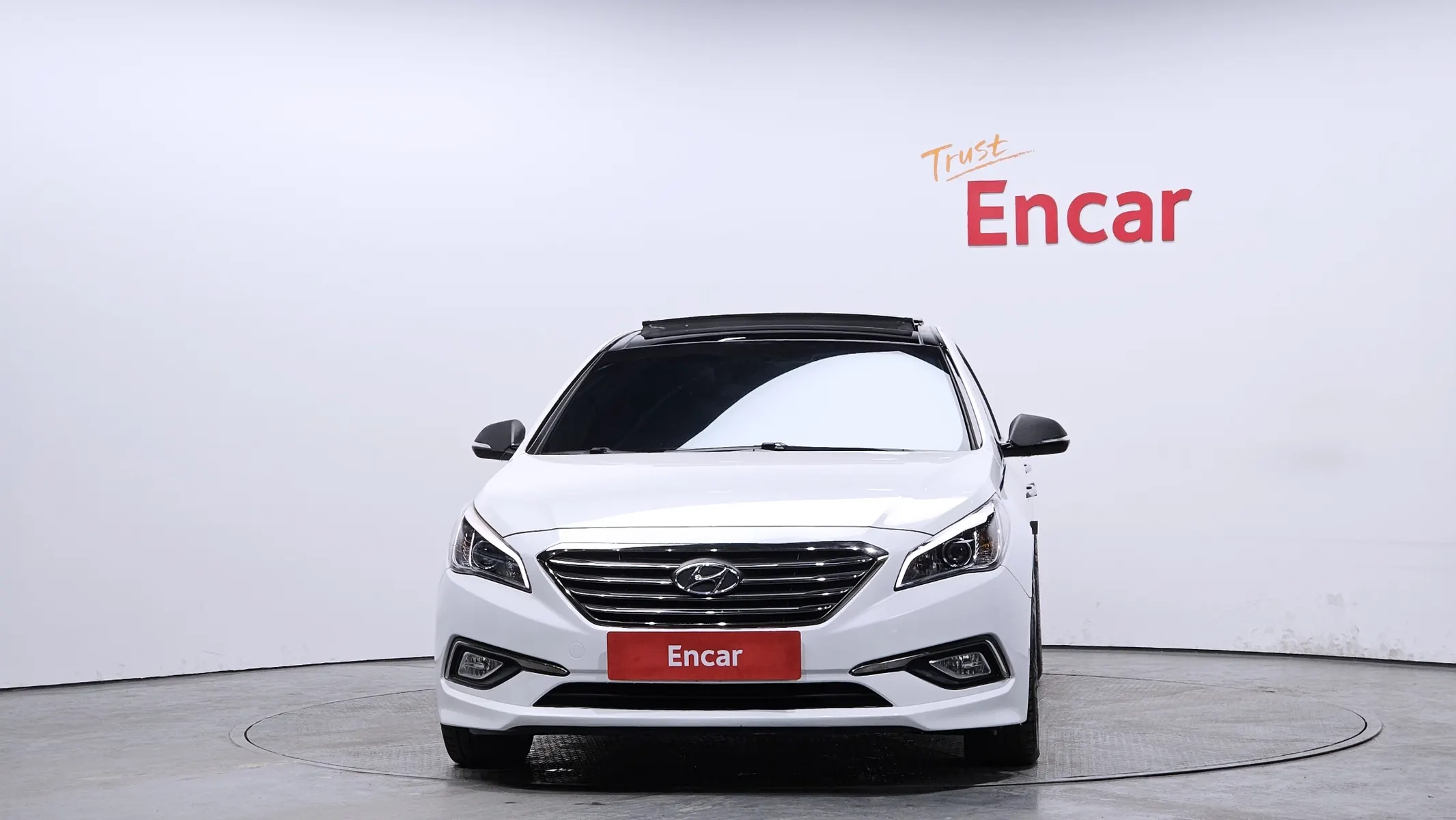 Hyundai LF 2.0 2015 2/5