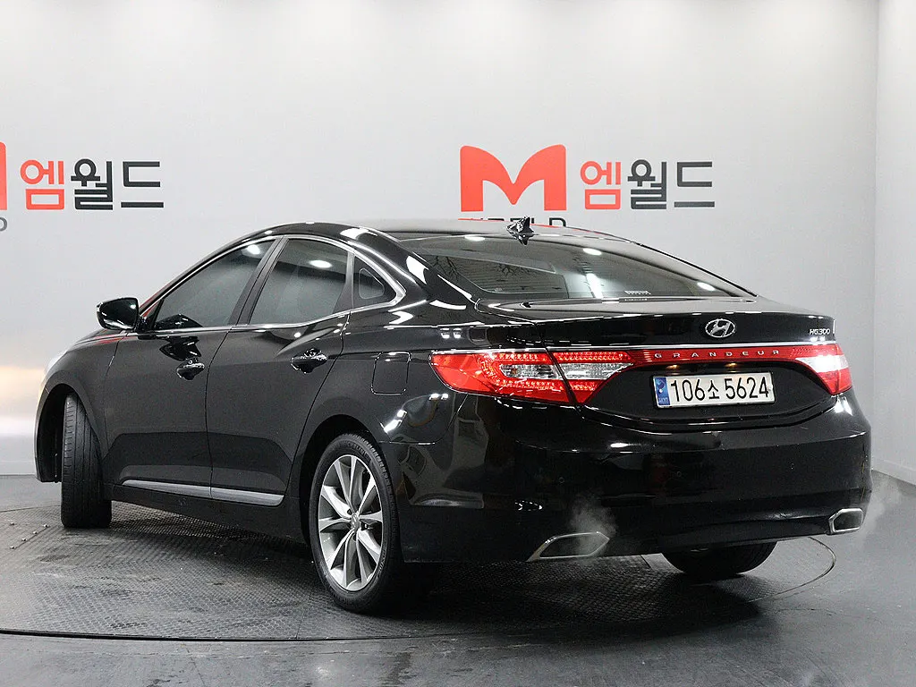 Hyundai Grandeur HG HG300 2015 2/5