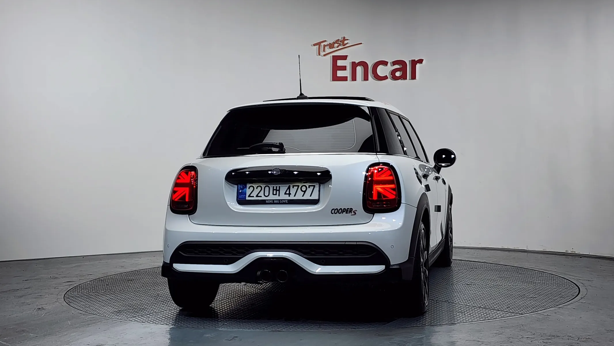 MINI S 2023 2/5