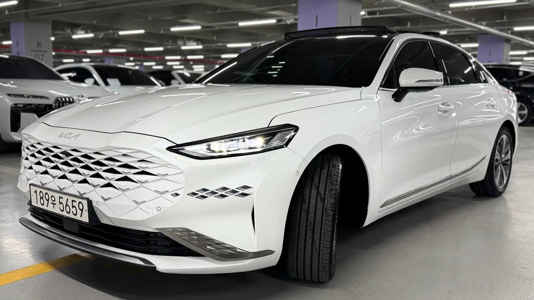 Kia K8 2022 3/5
