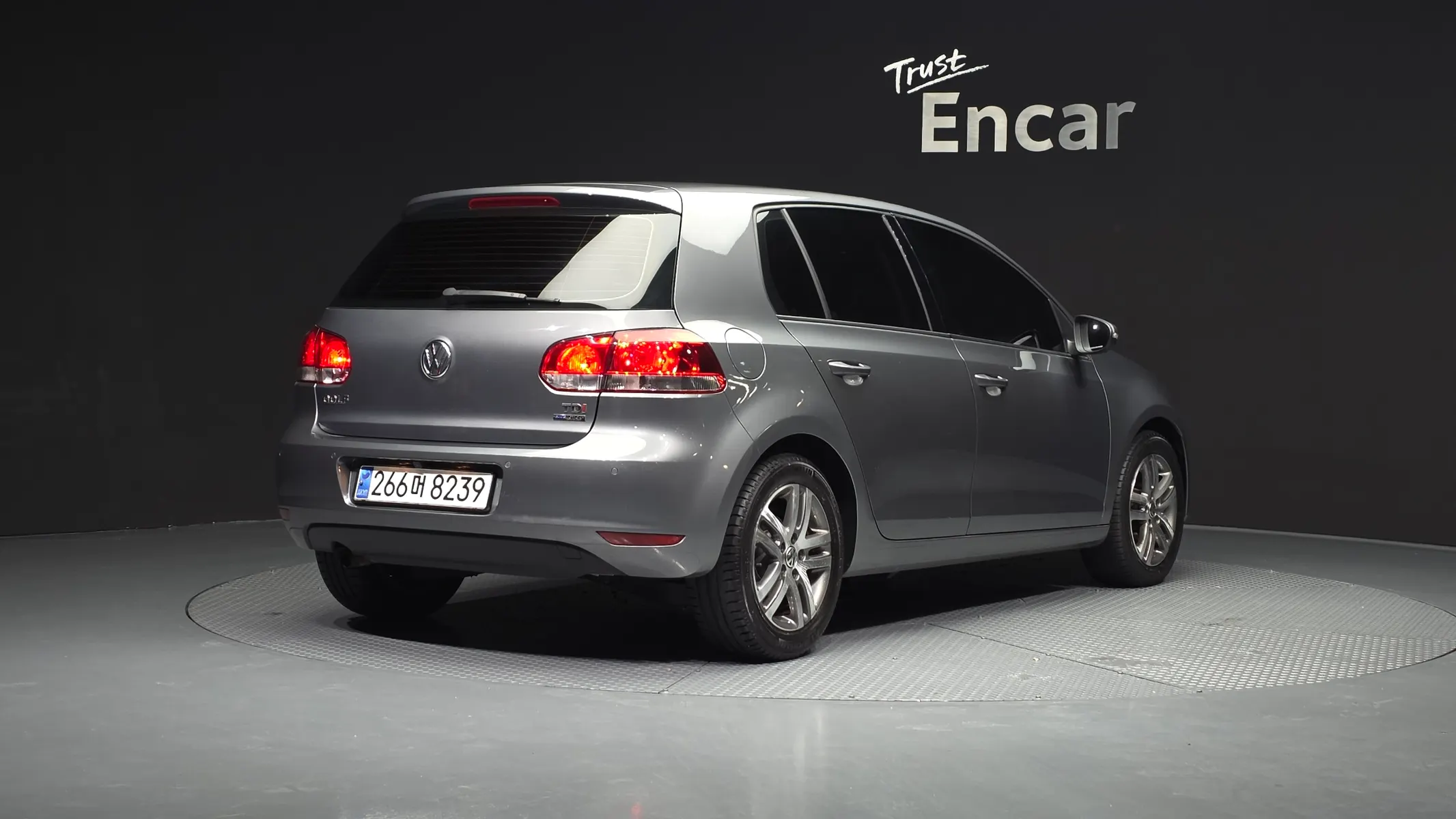 Volkswagen 6 1.6 TDI 2011 2/21