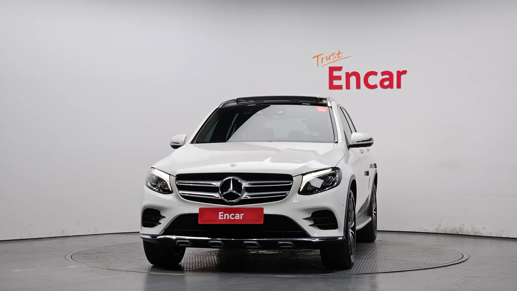Mercedes-Benz GLC-Class X253 GLC300 4MATIC AMG Line 2019 3/21