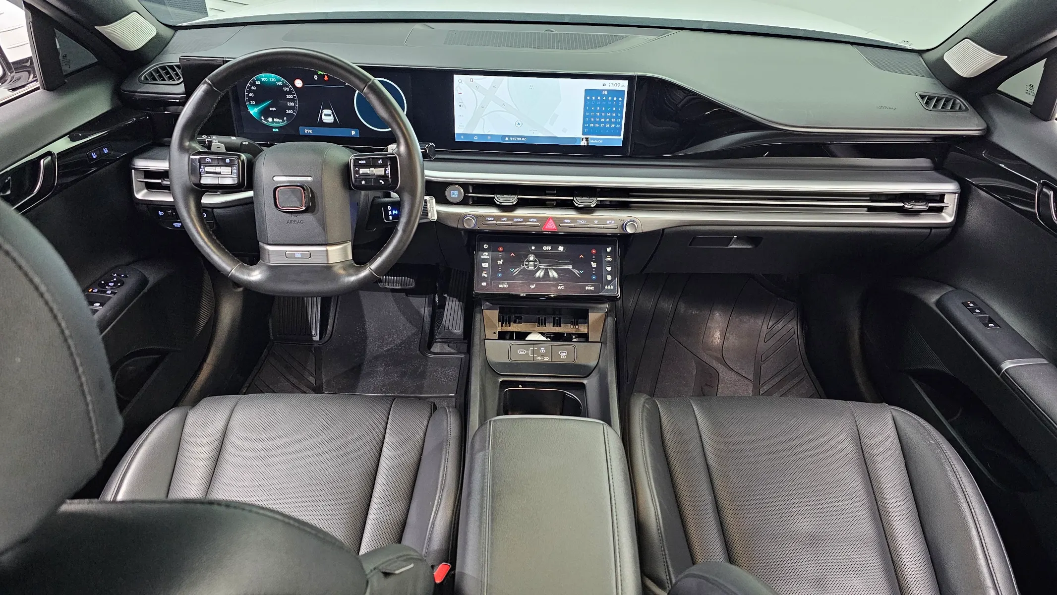 Hyundai (GN7) 3.5 LPG 2WD () 2023 4/5