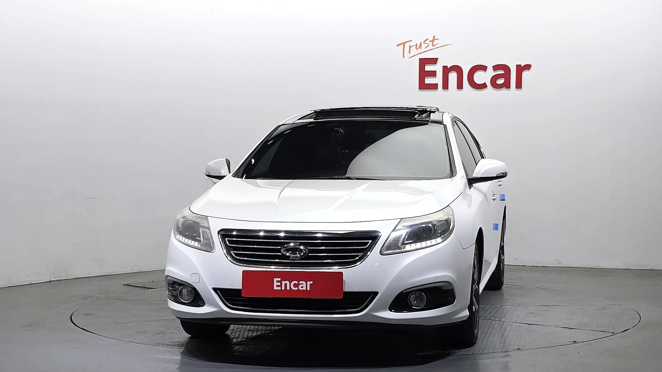 Renault Korea SM5 LPLi RE 2013 2/5