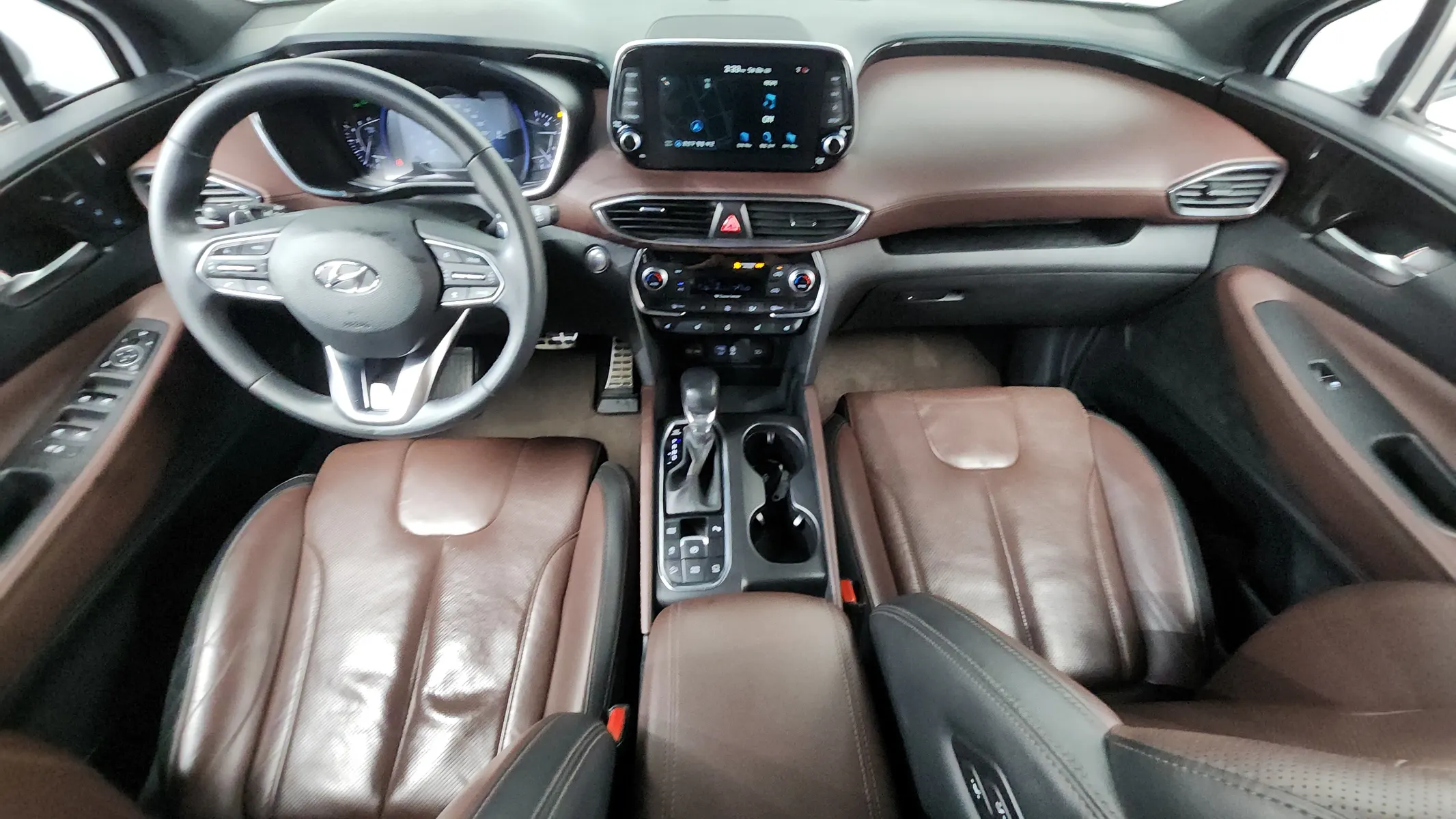 Hyundai TM 2.0 4WD 2018 4/5