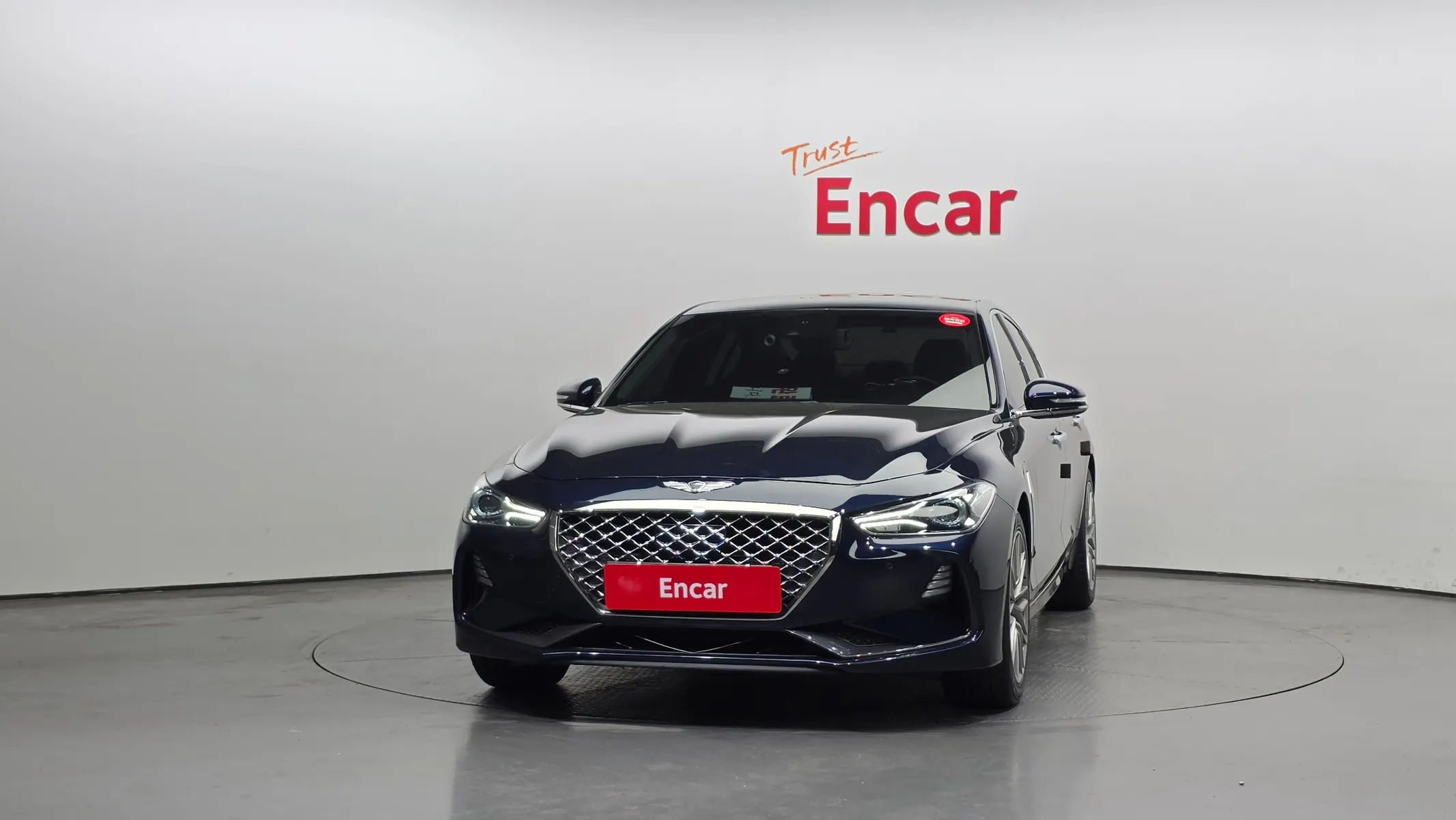 Genesis G70 2.0T 2019 2/5